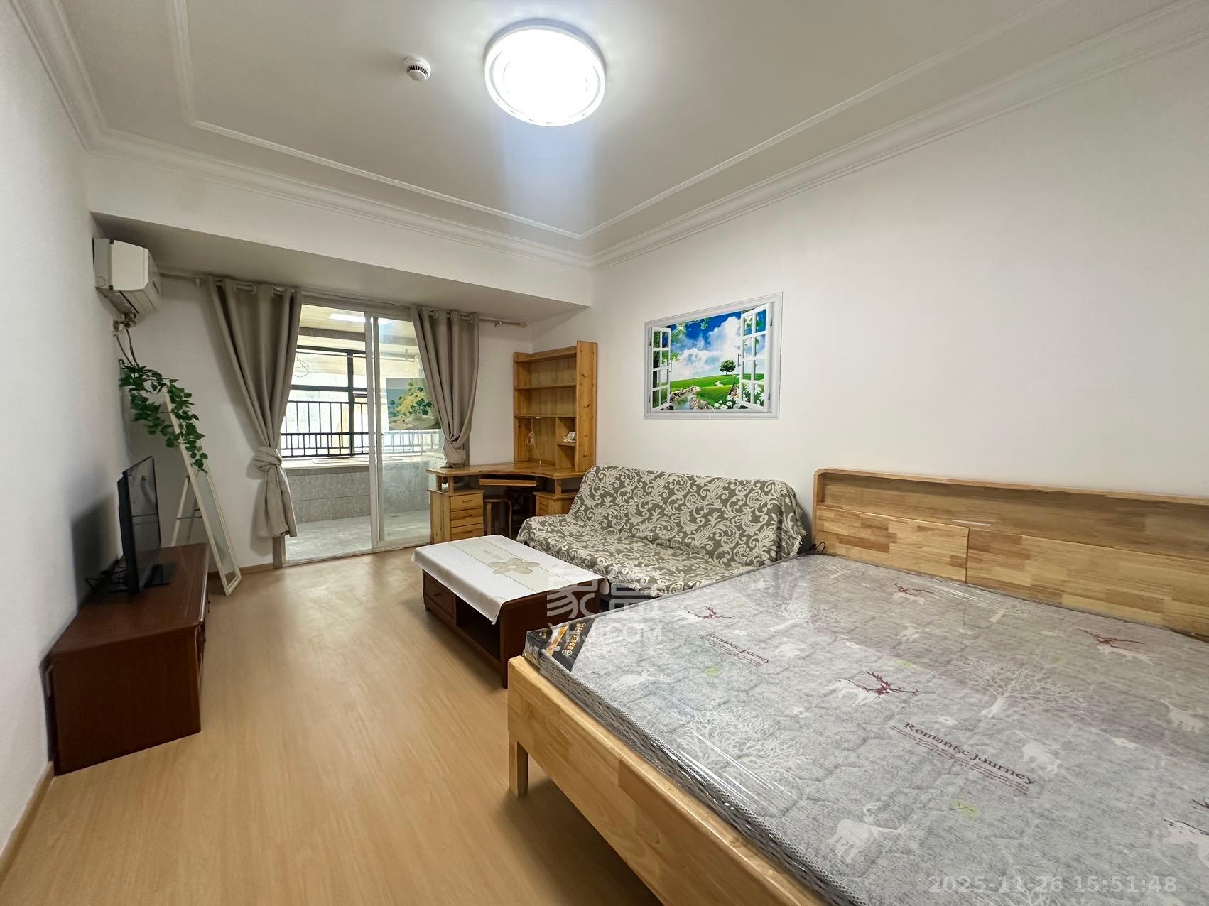 蓝湾国际广场 1室1厅1卫 1300.0元/月 蓝湾国际广场 1室1厅1卫 1300.0元/月室内图