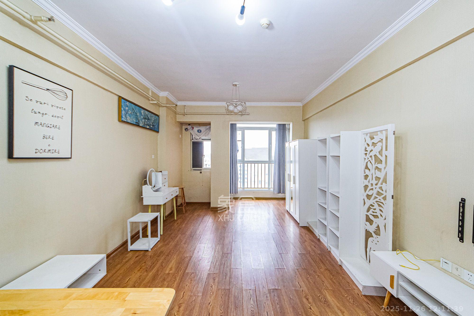 北辰三角洲E4区 1室1厅1卫 1900.0元/月 北辰三角洲E4区 1室1厅1卫 1900.0元/月室内图