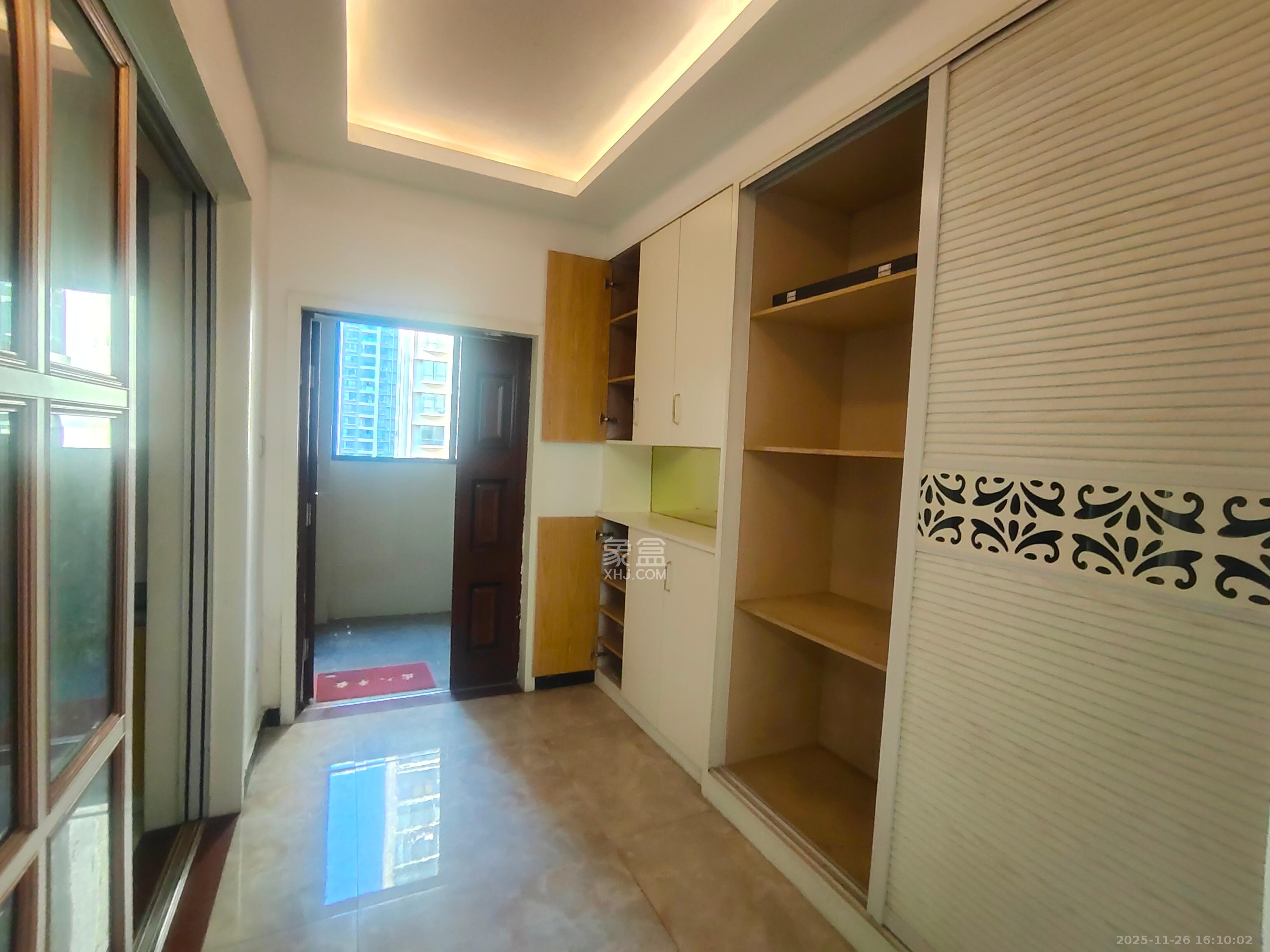 湘江世纪城豪江苑 2室2厅1卫 1800.0元/月 湘江世纪城豪江苑 2室2厅1卫 1800.0元/月室内图