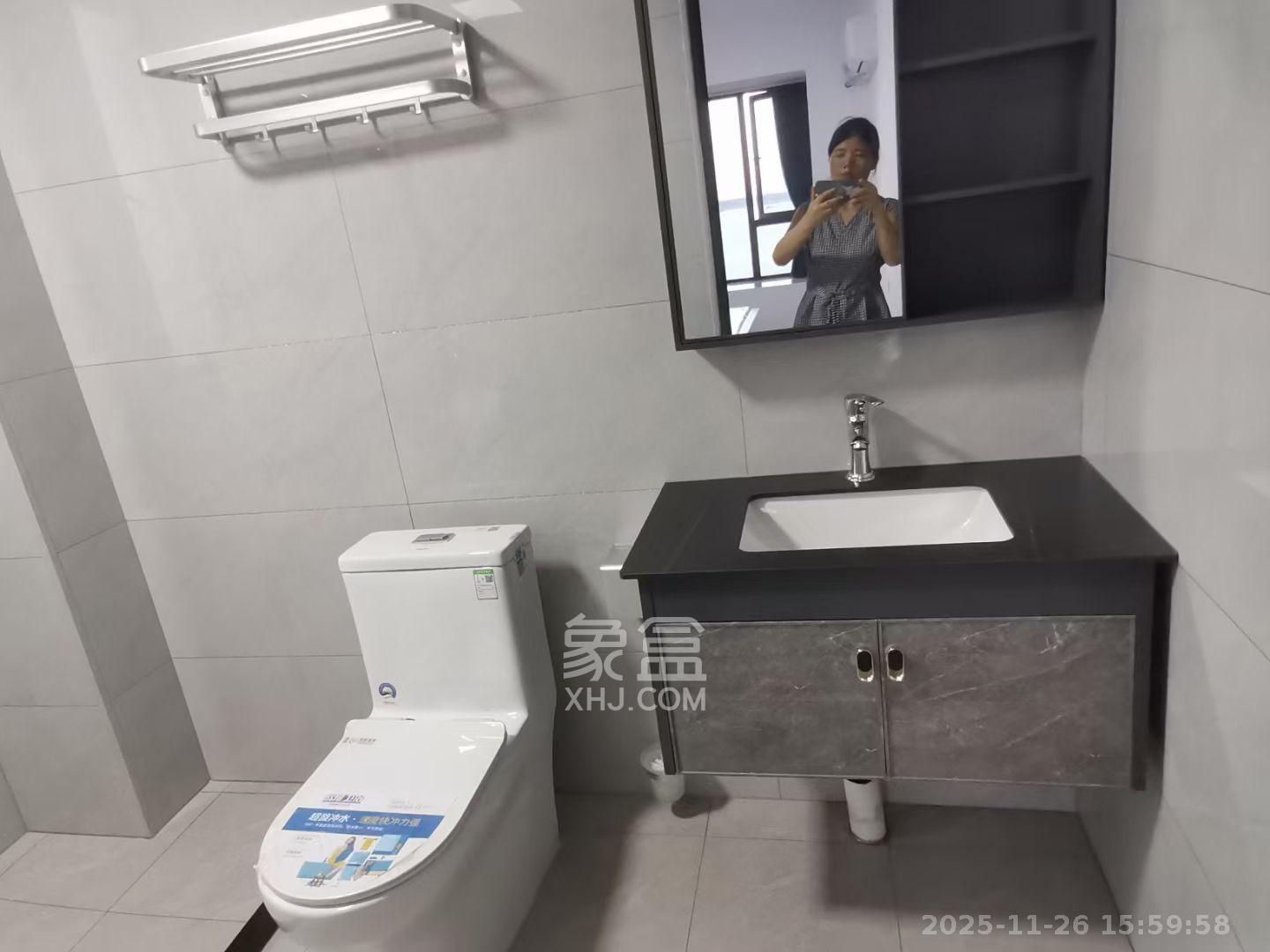 蓝光雍锦半岛 3室2厅2卫 3000.0元/月 蓝光雍锦半岛 3室2厅2卫 3000.0元/月室内图