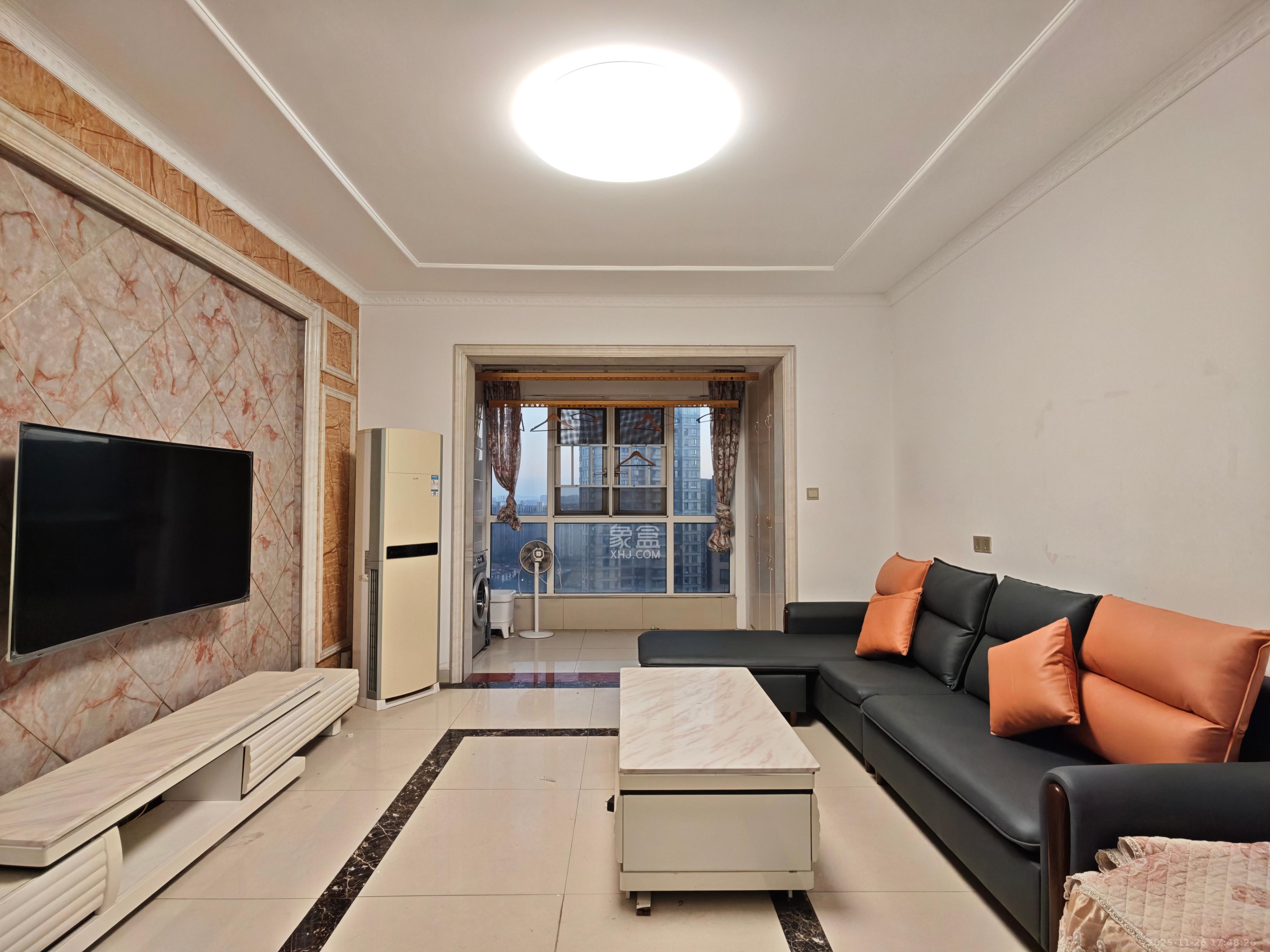 五矿万境水岸二期(五矿万境水岸和苑) 4室2厅2卫 2600.0元/月 五矿万境水岸二期(五矿万境水岸和苑) 4室2厅2卫 2600.0元/月室内图