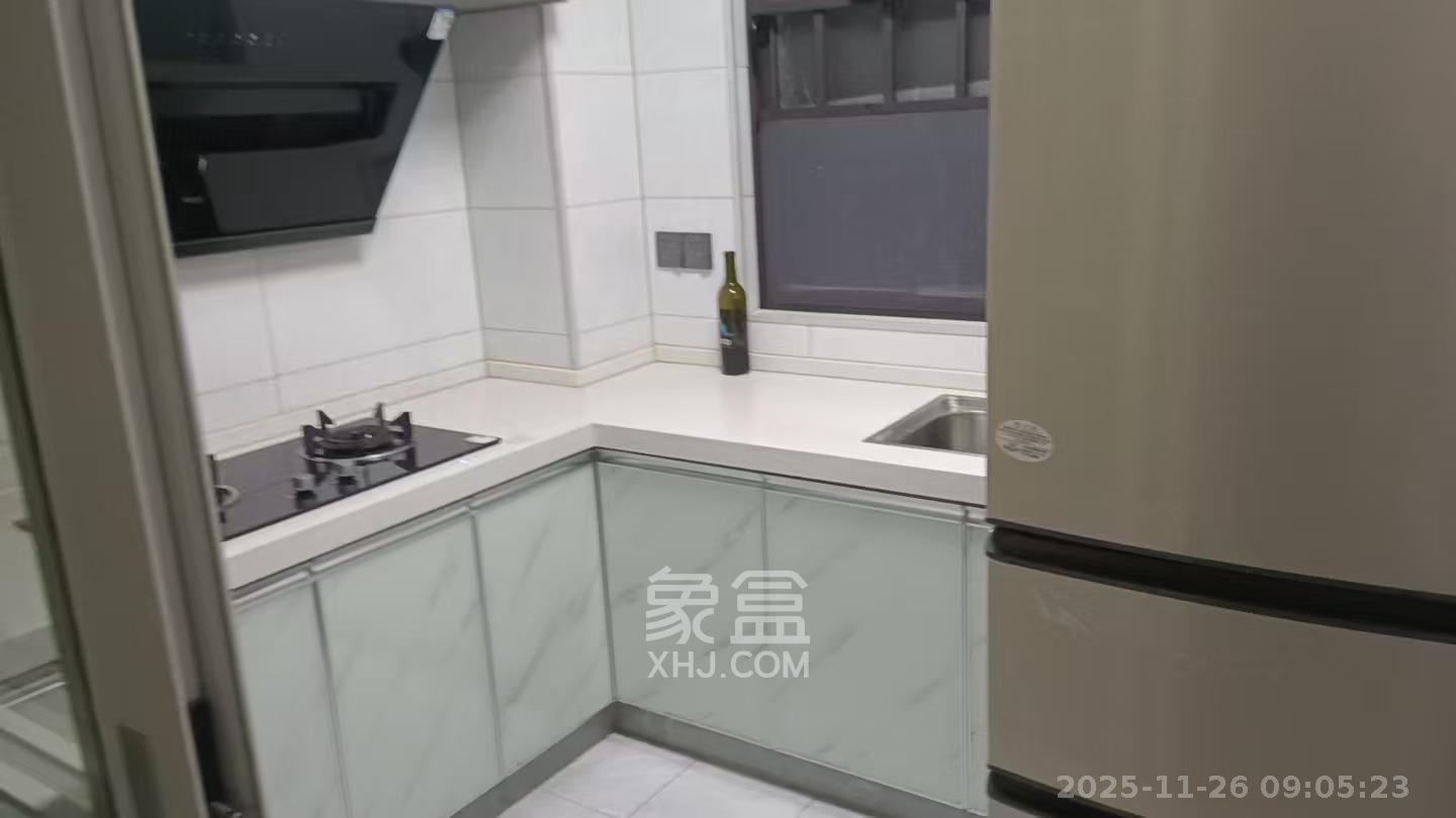 东合新苑  2室2厅1卫    2000.0元/月室内图