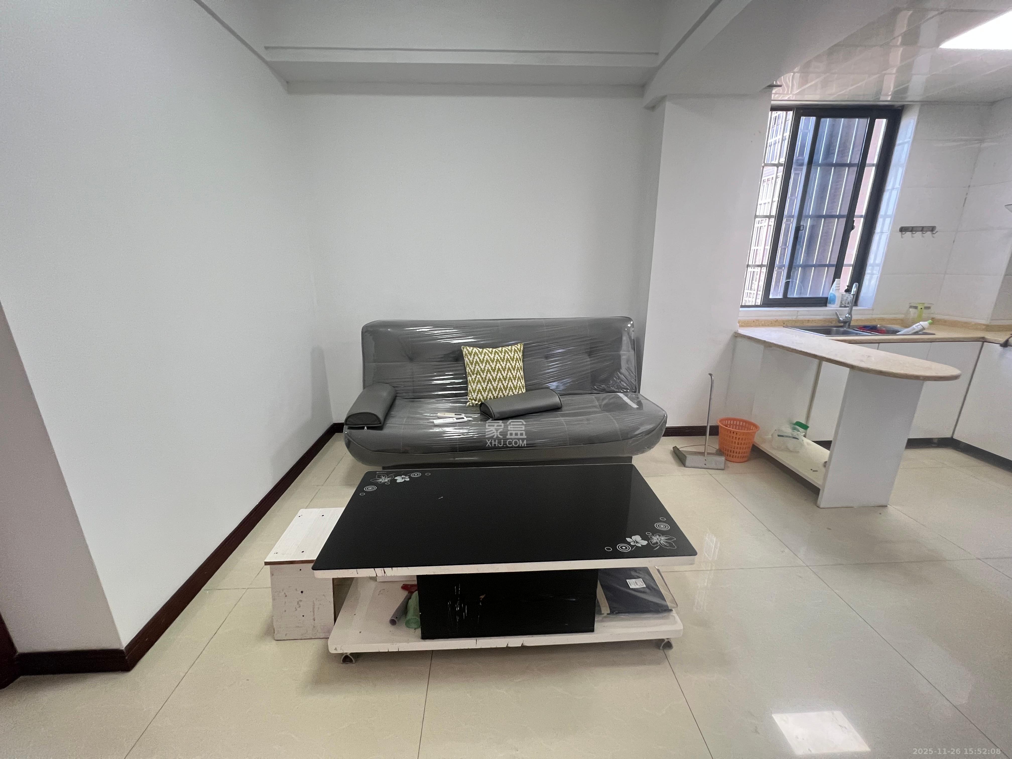 时代公馆 1室1厅1卫 1600.0元/月 时代公馆 1室1厅1卫 1600.0元/月室内图