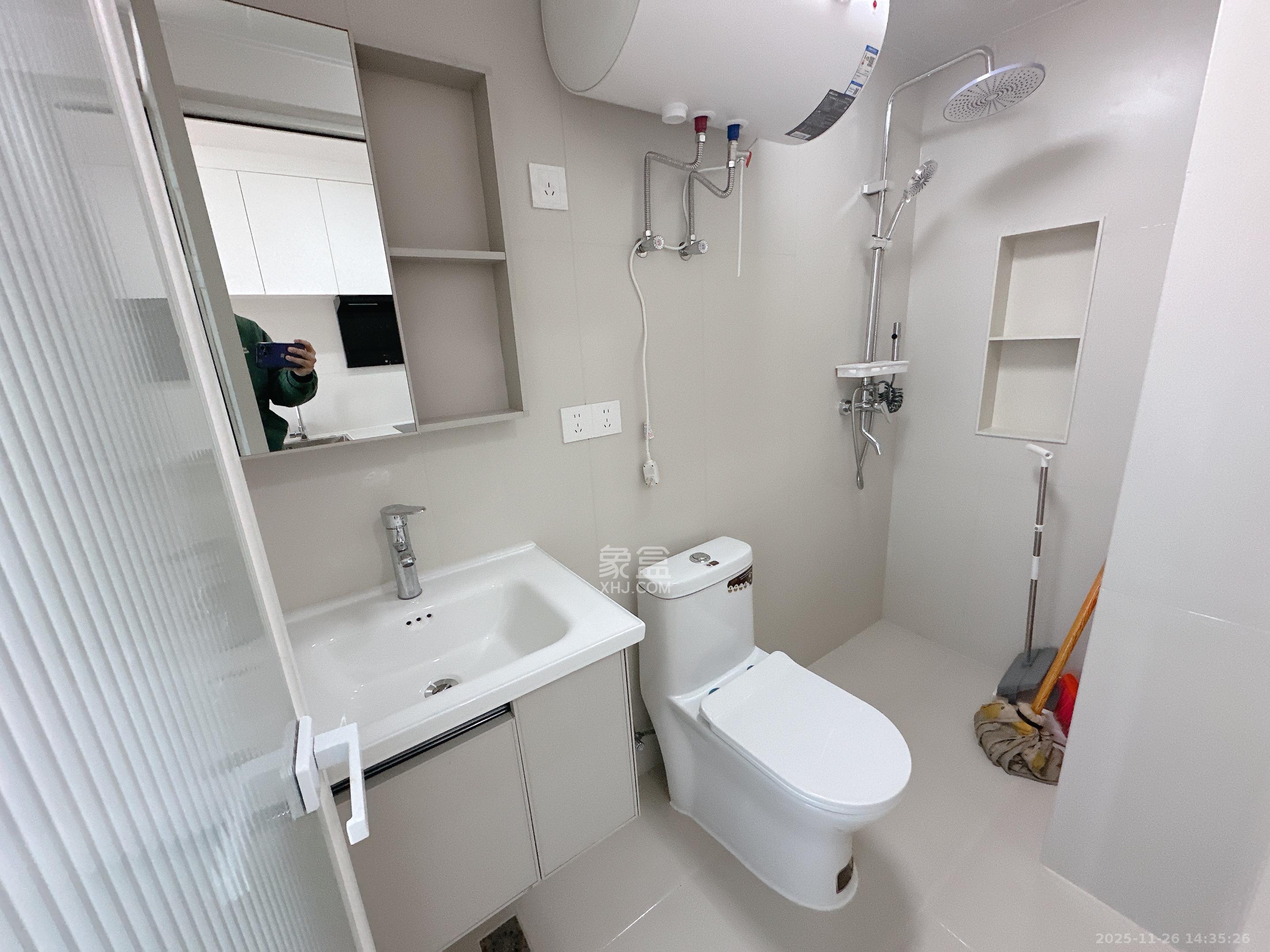 华润置地中心  1室1厅1卫    2500.0元/月室内图