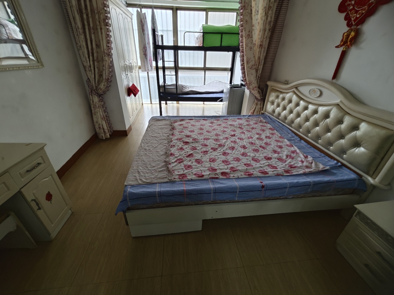 海发大厦 1室1厅1卫 1400.0元/月 海发大厦 1室1厅1卫 1400.0元/月室内图