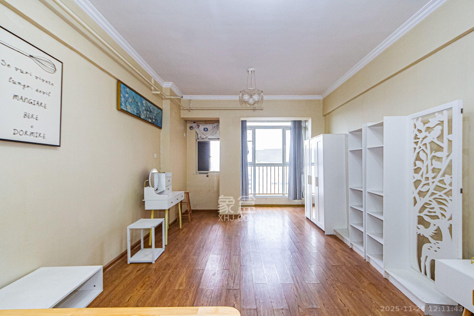 北辰三角洲E4区 1室1厅1卫 1900.0元/月 北辰三角洲E4区 1室1厅1卫 1900.0元/月室内图