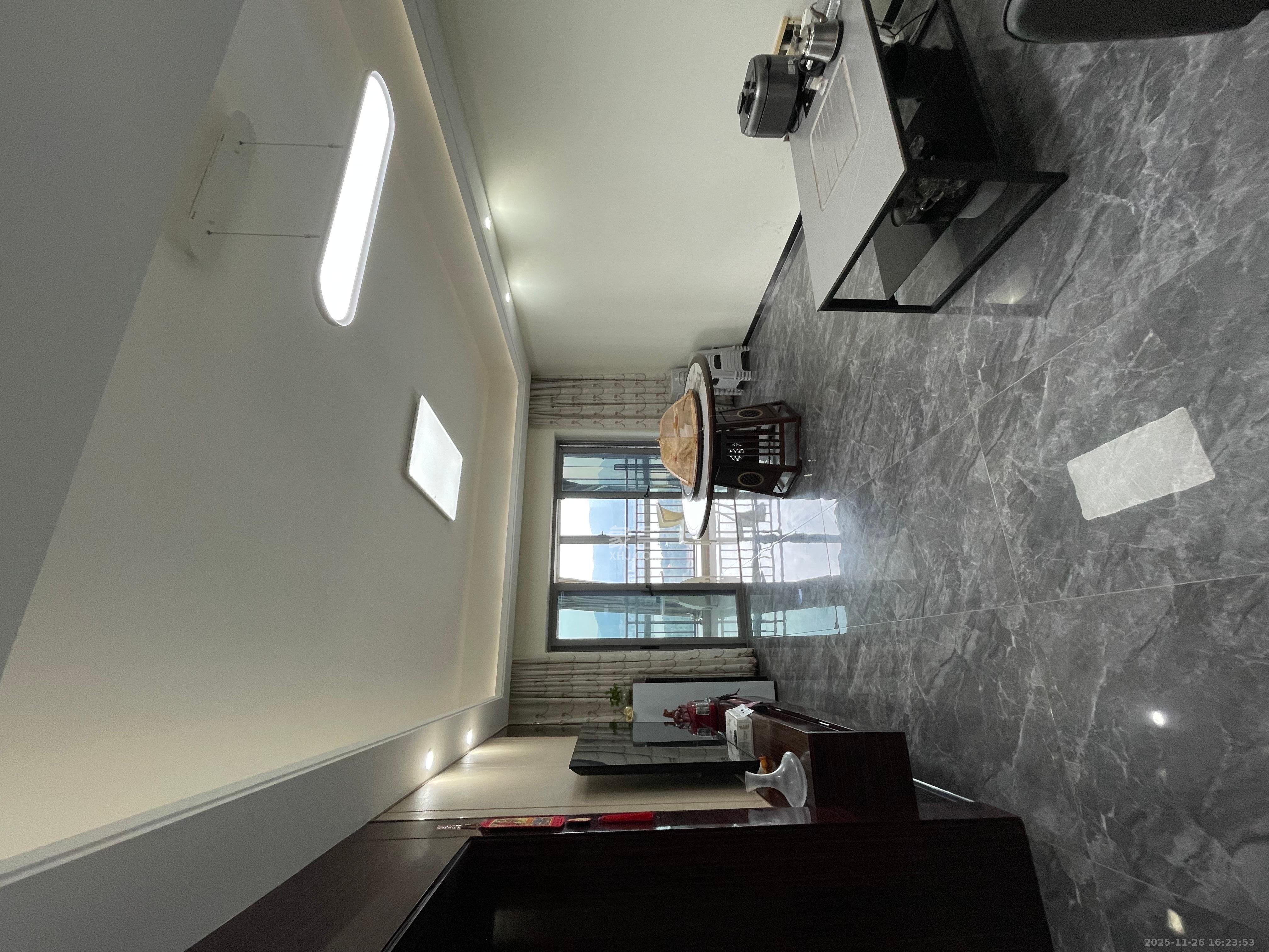 保利国际广场  1室2厅1卫    6000.0元/月