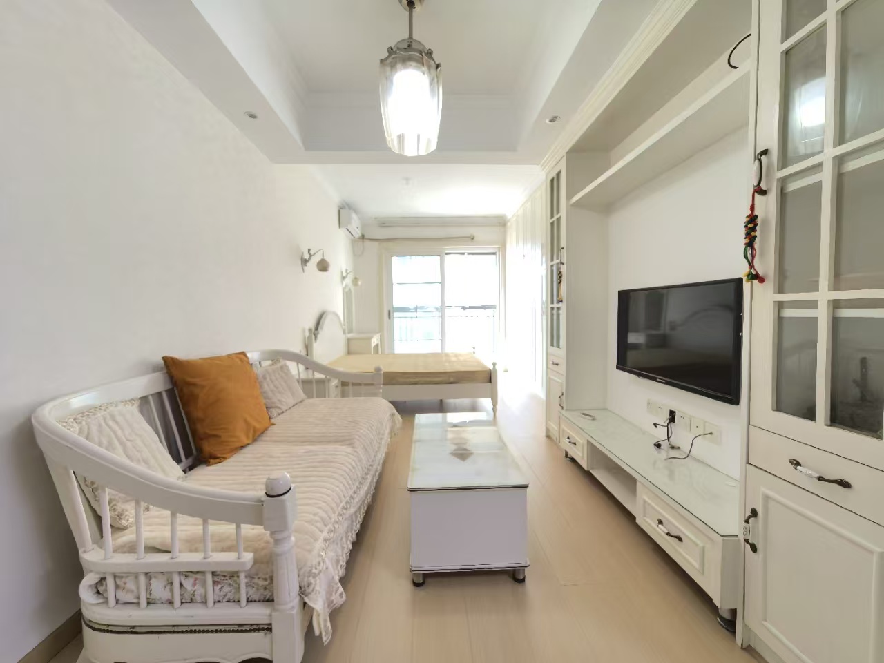 水映豪廷(一,二,三期) 1室1厅1卫 1200.0元/月 水映豪廷(一,二,三期) 1室1厅1卫 1200.0元/月室内图