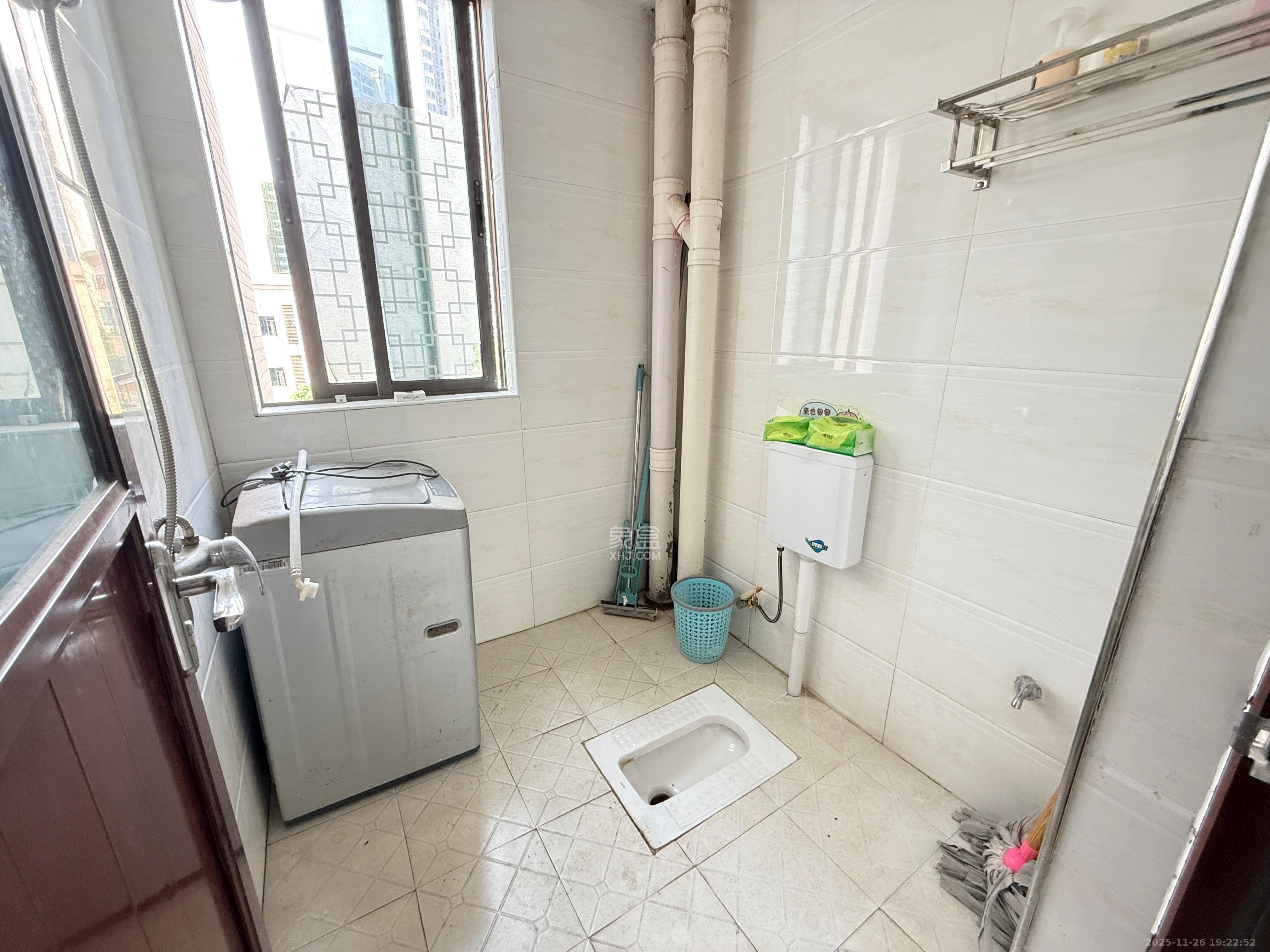 通用时代国际社区  3室2厅1卫    2200.0元/月室内图