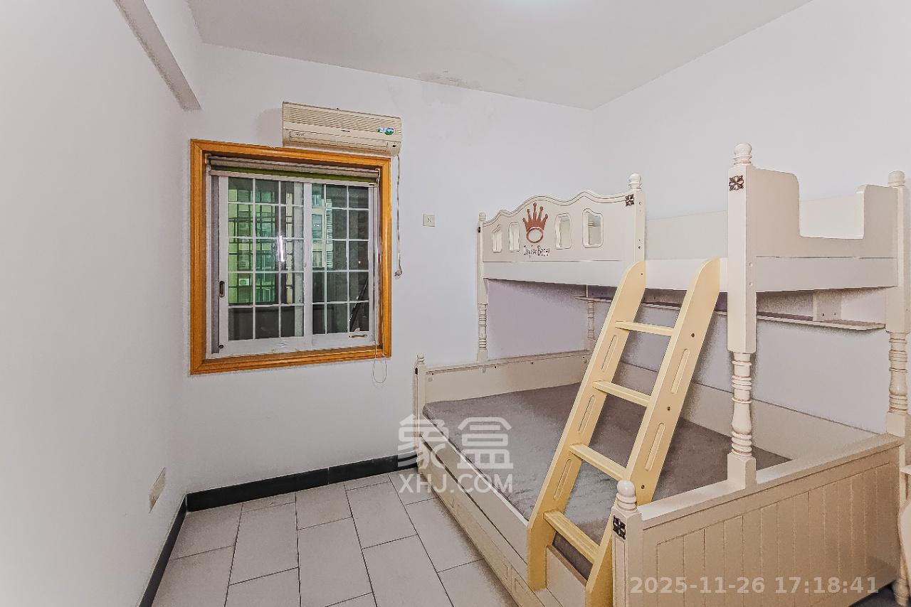 宏轩花苑 3室2厅2卫 2200.0元/月 宏轩花苑 3室2厅2卫 2200.0元/月室内图