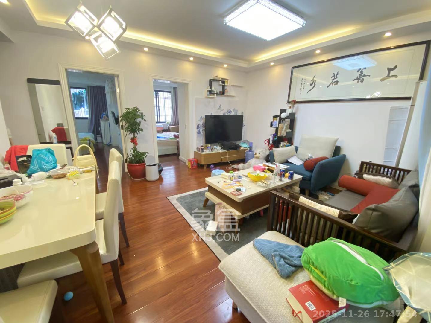 德政园  2室2厅1卫    2200.0元/月室内图