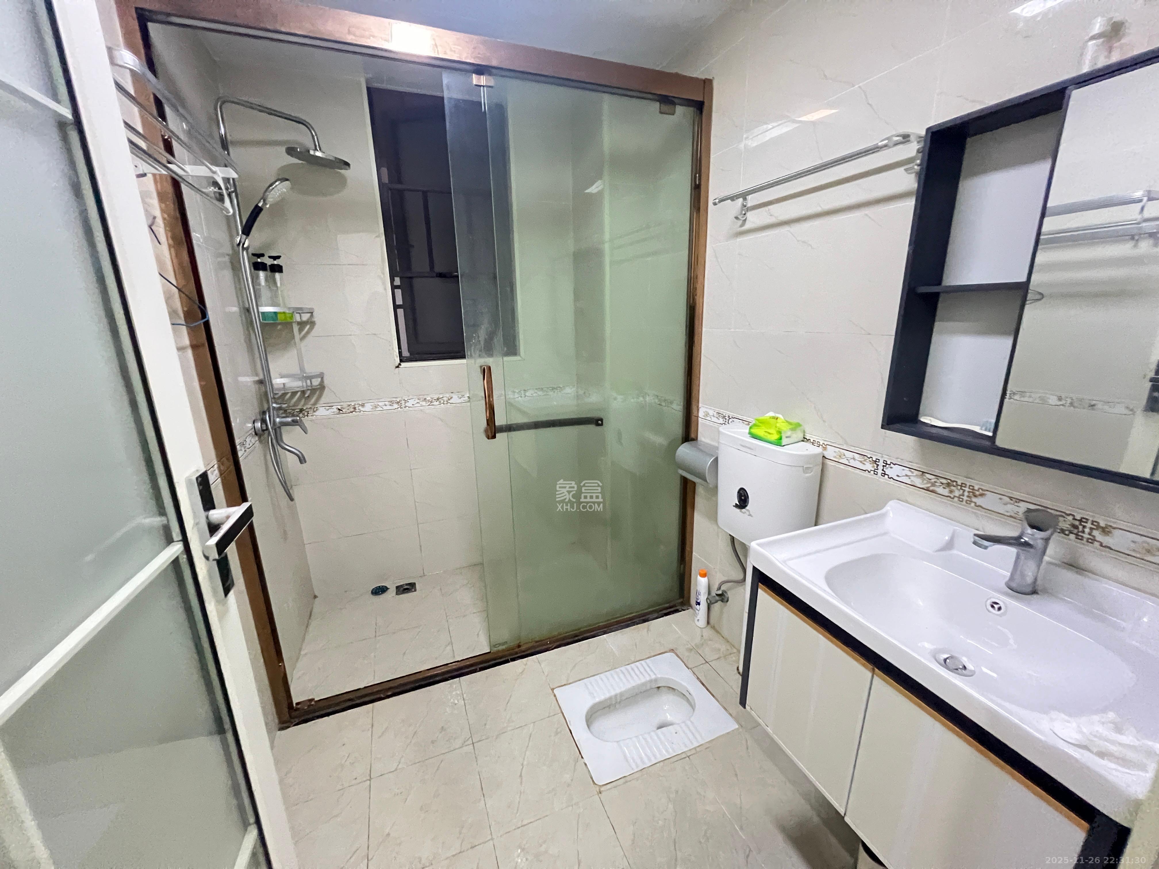 梅溪湖金茂湾 4室2厅2卫 3100.0元/月 梅溪湖金茂湾 4室2厅2卫 3100.0元/月室内图