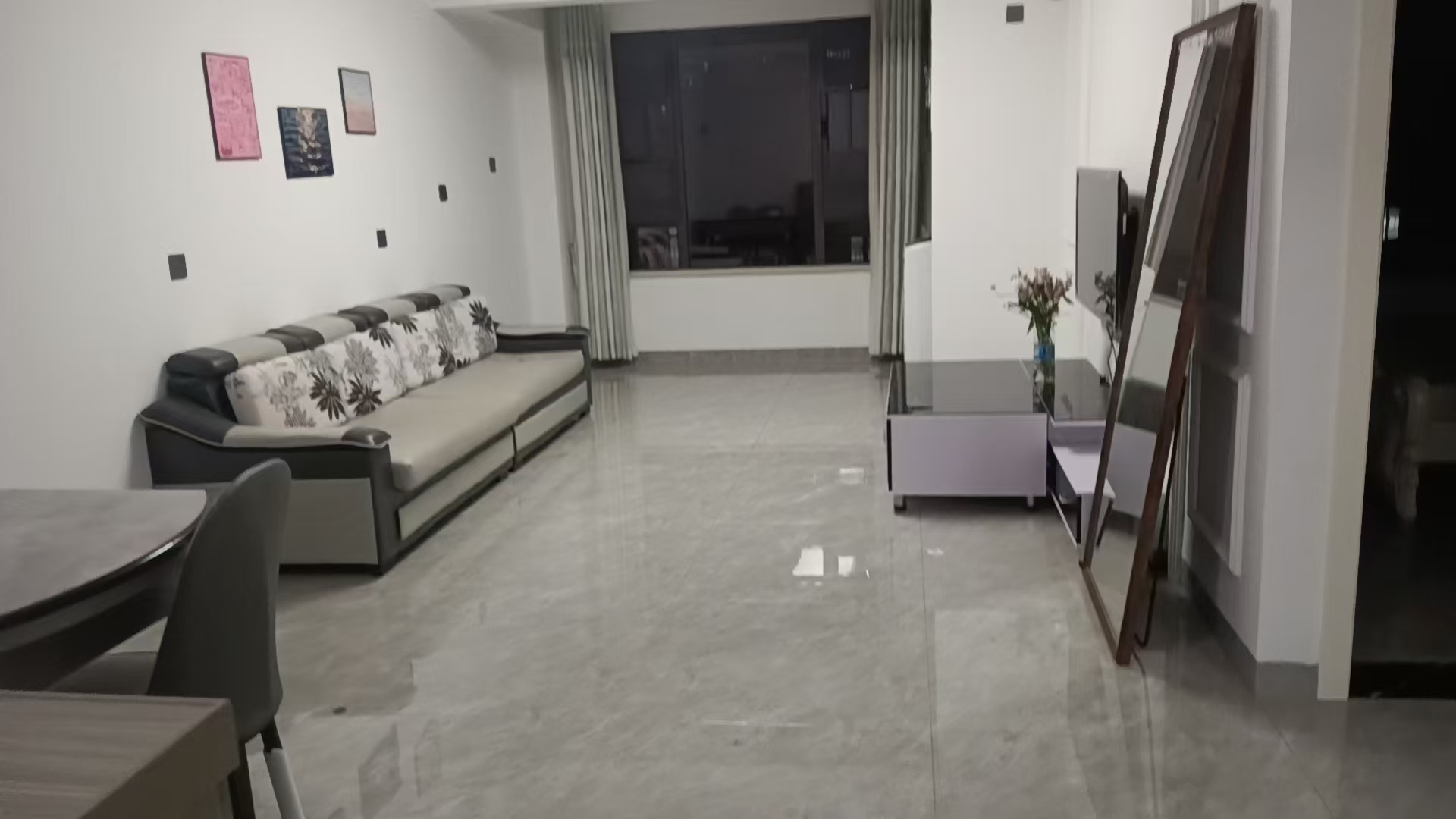 东合新苑  2室2厅1卫    2000.0元/月户型图