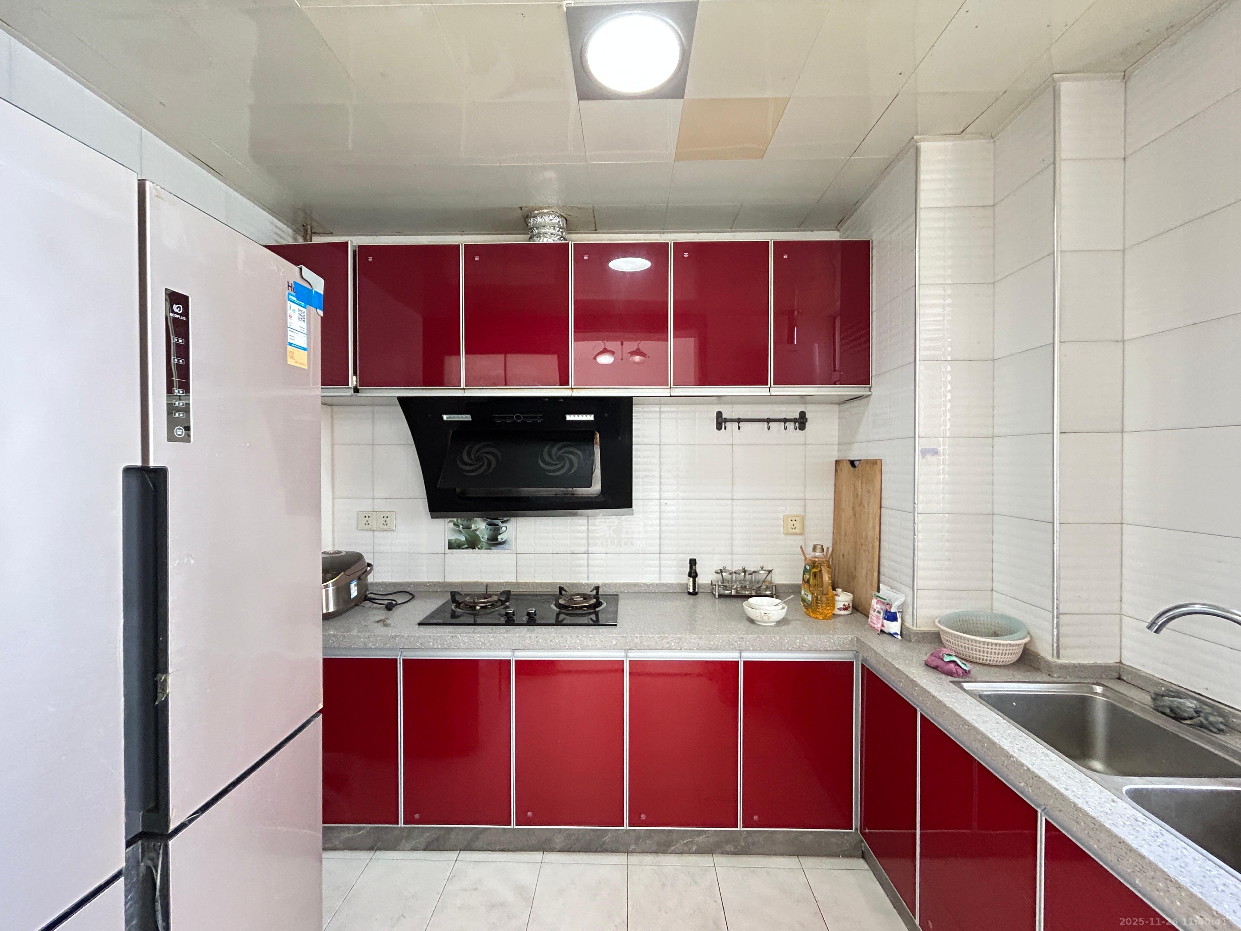 湘麓国际  3室0厅0卫    2550.0元/月室内图