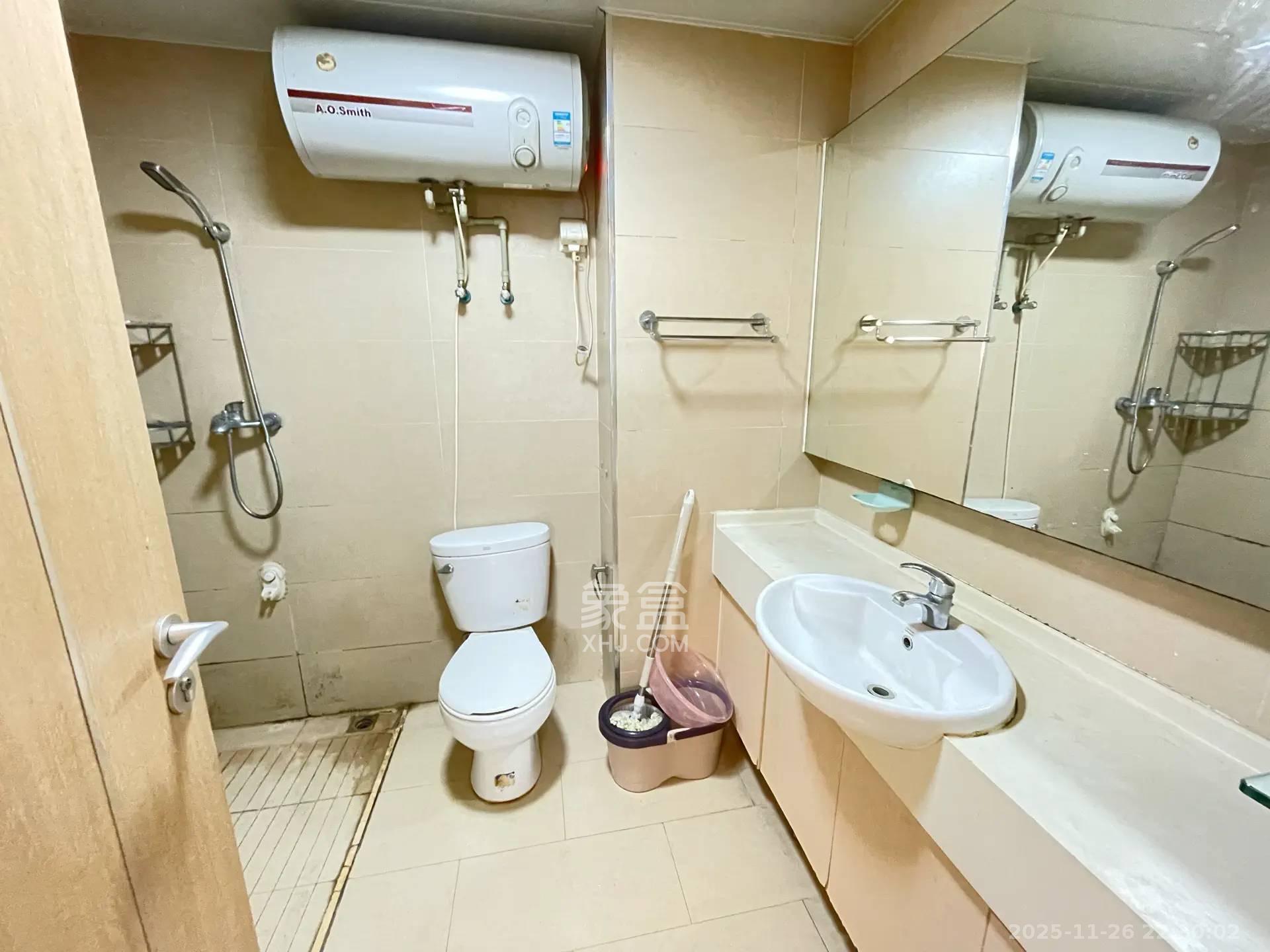 万科金色家园  1室1厅1卫    1600.0元/月室内图