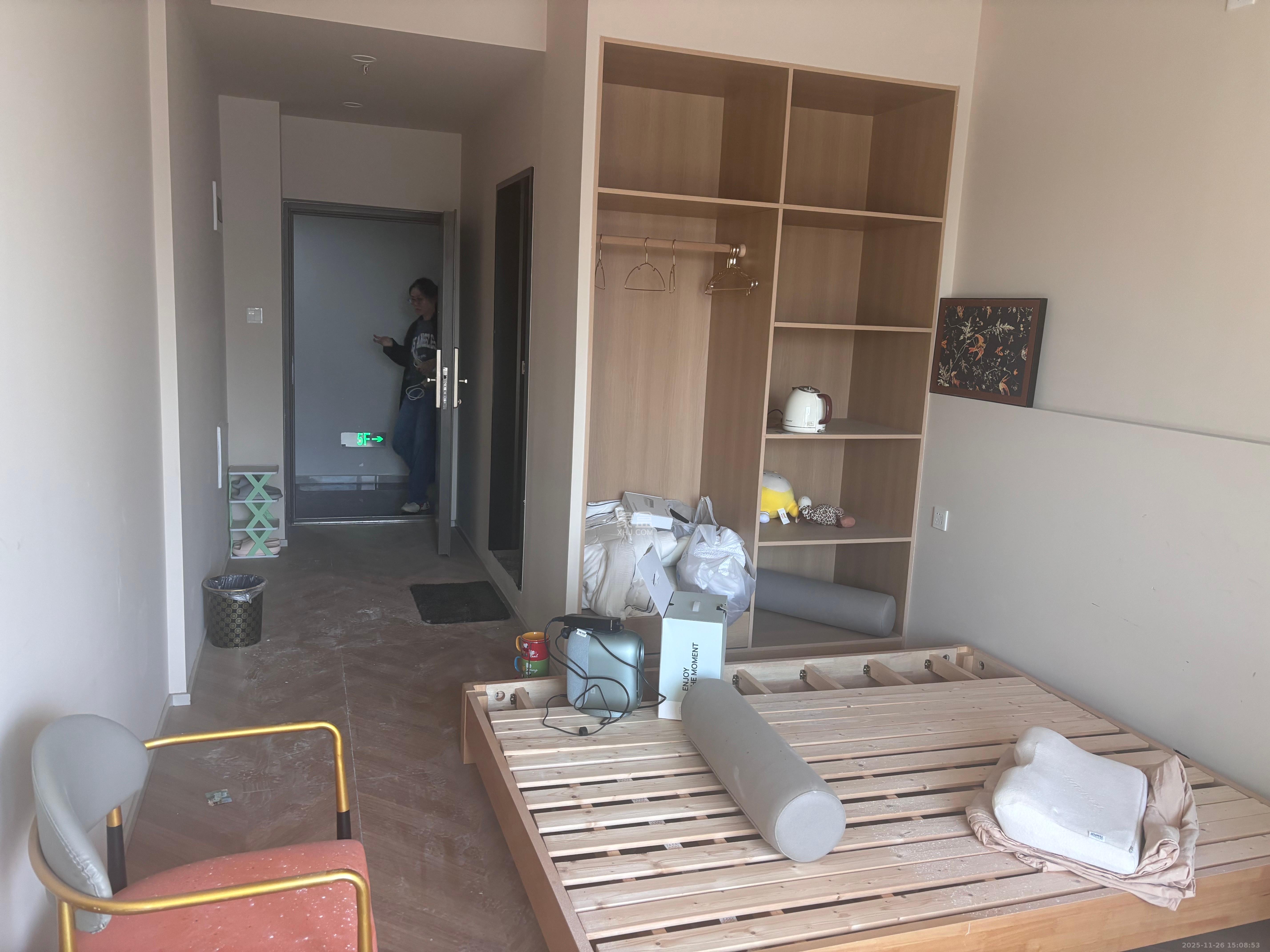 卓越伊景寓  1室1厅1卫    1500.0元/月室内图