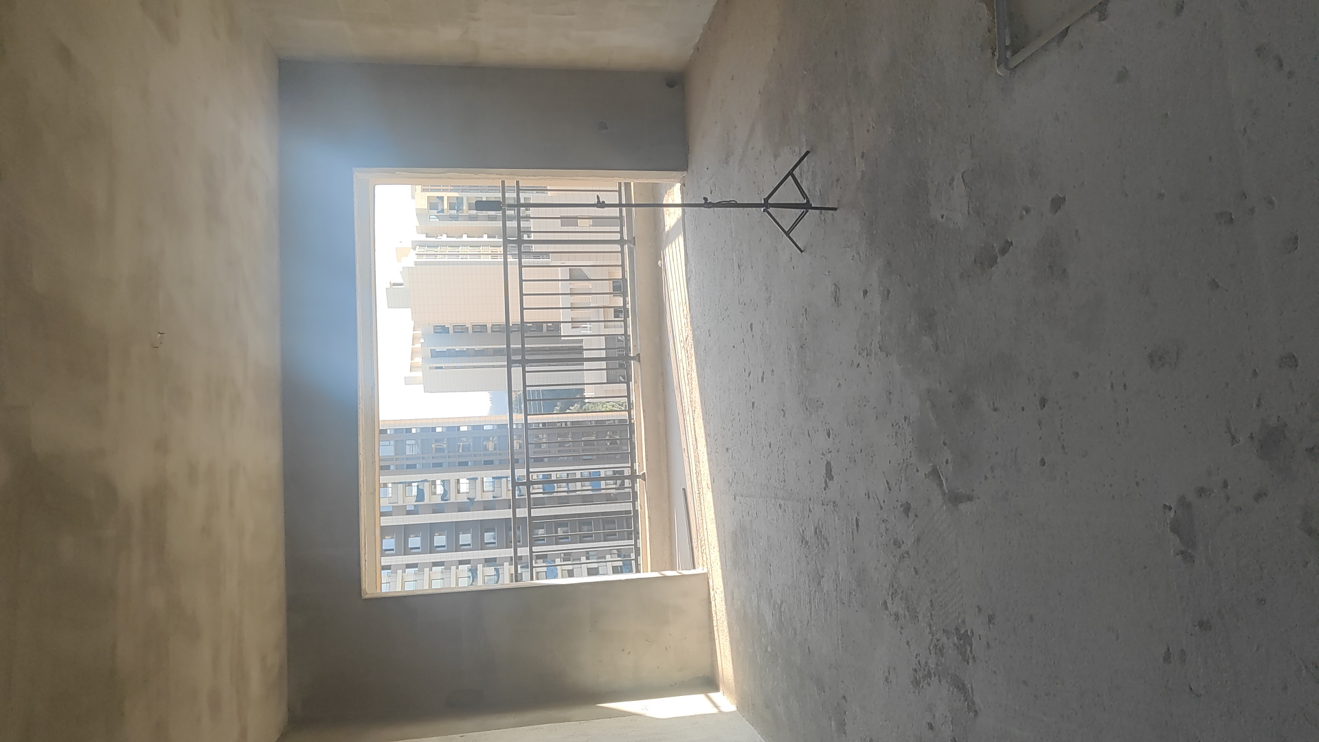 鹏泰天麓 5室2厅2卫 110.0万 鹏泰天麓 5室2厅2卫 110.0万客厅