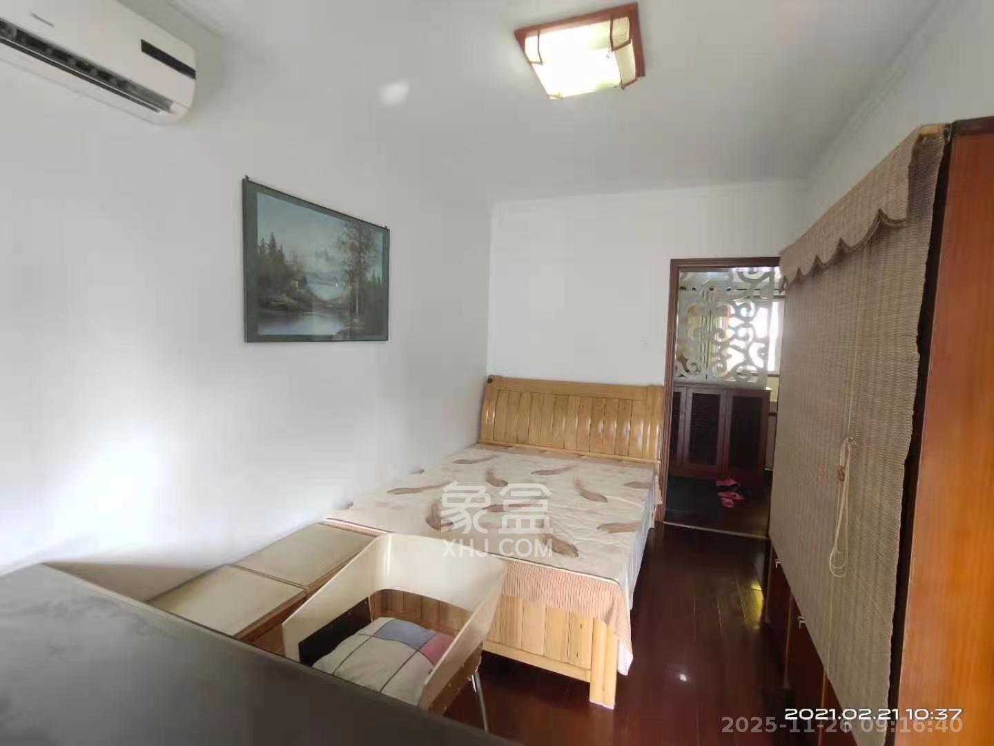 学府华庭 3室2厅2卫 2500.0元/月 学府华庭 3室2厅2卫 2500.0元/月室内图