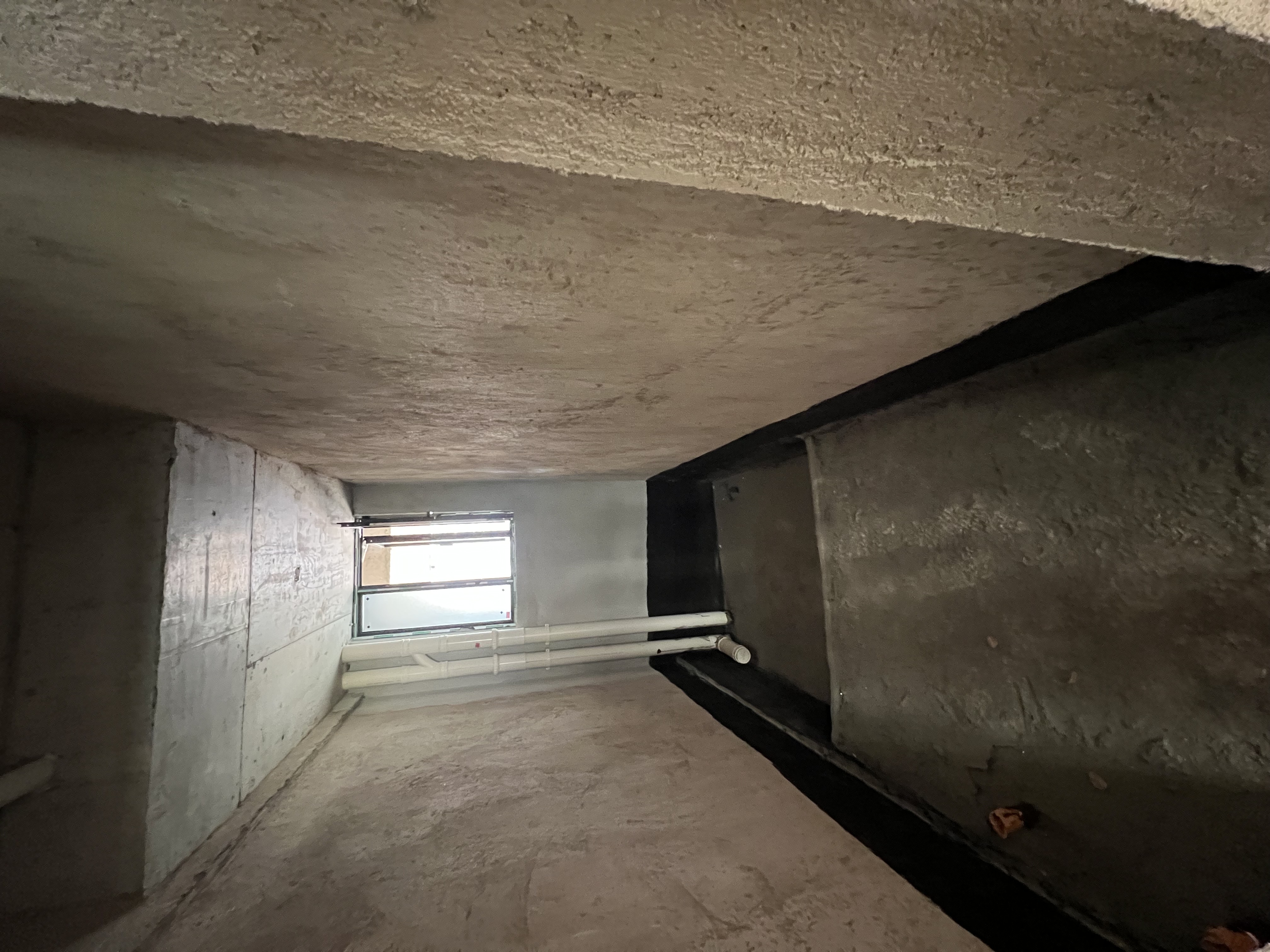 金信园林嘉园  4室2厅2卫    80.0万客厅