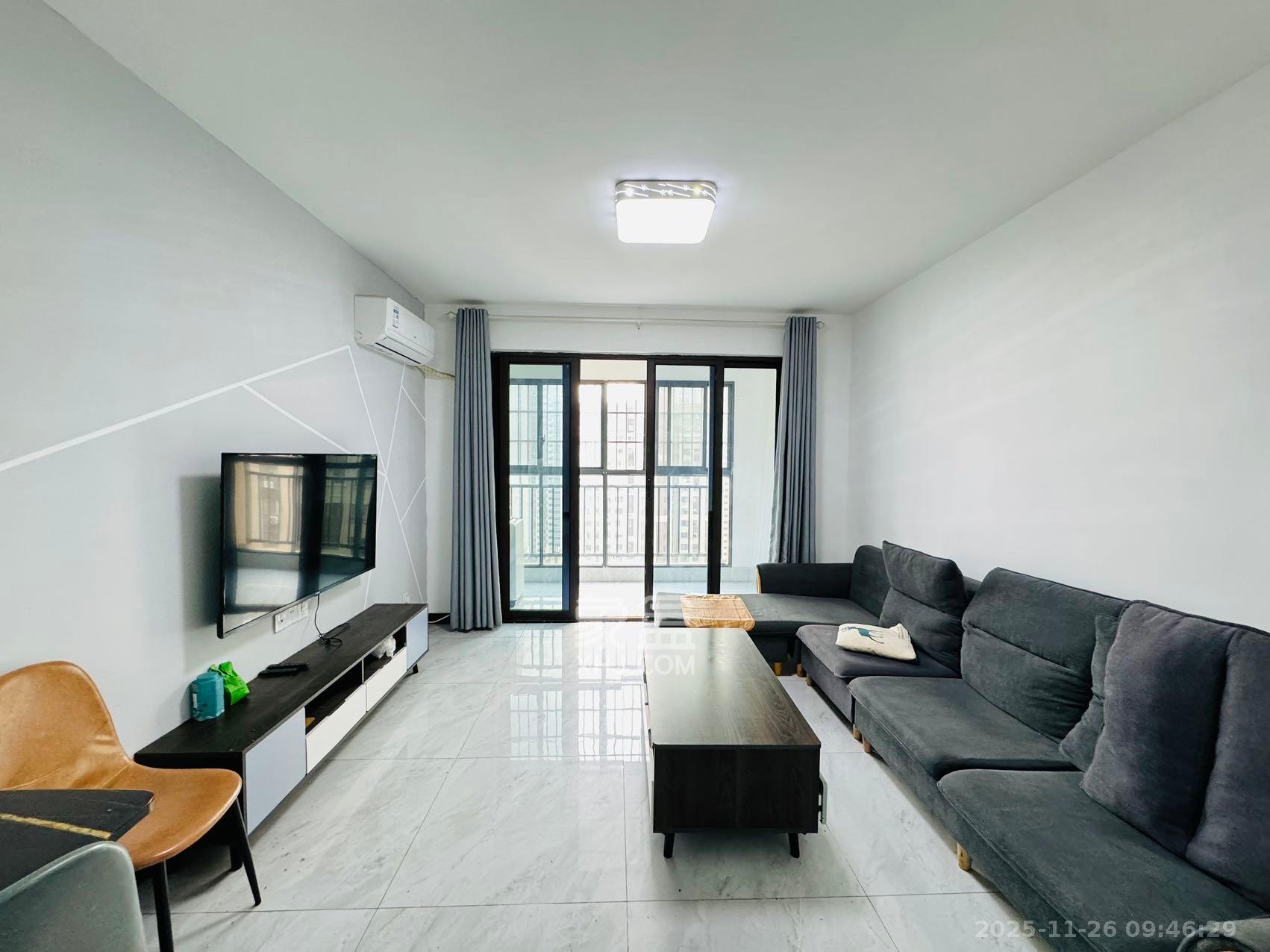 中铁西江悦一期  3室2厅2卫    2900.0元/月