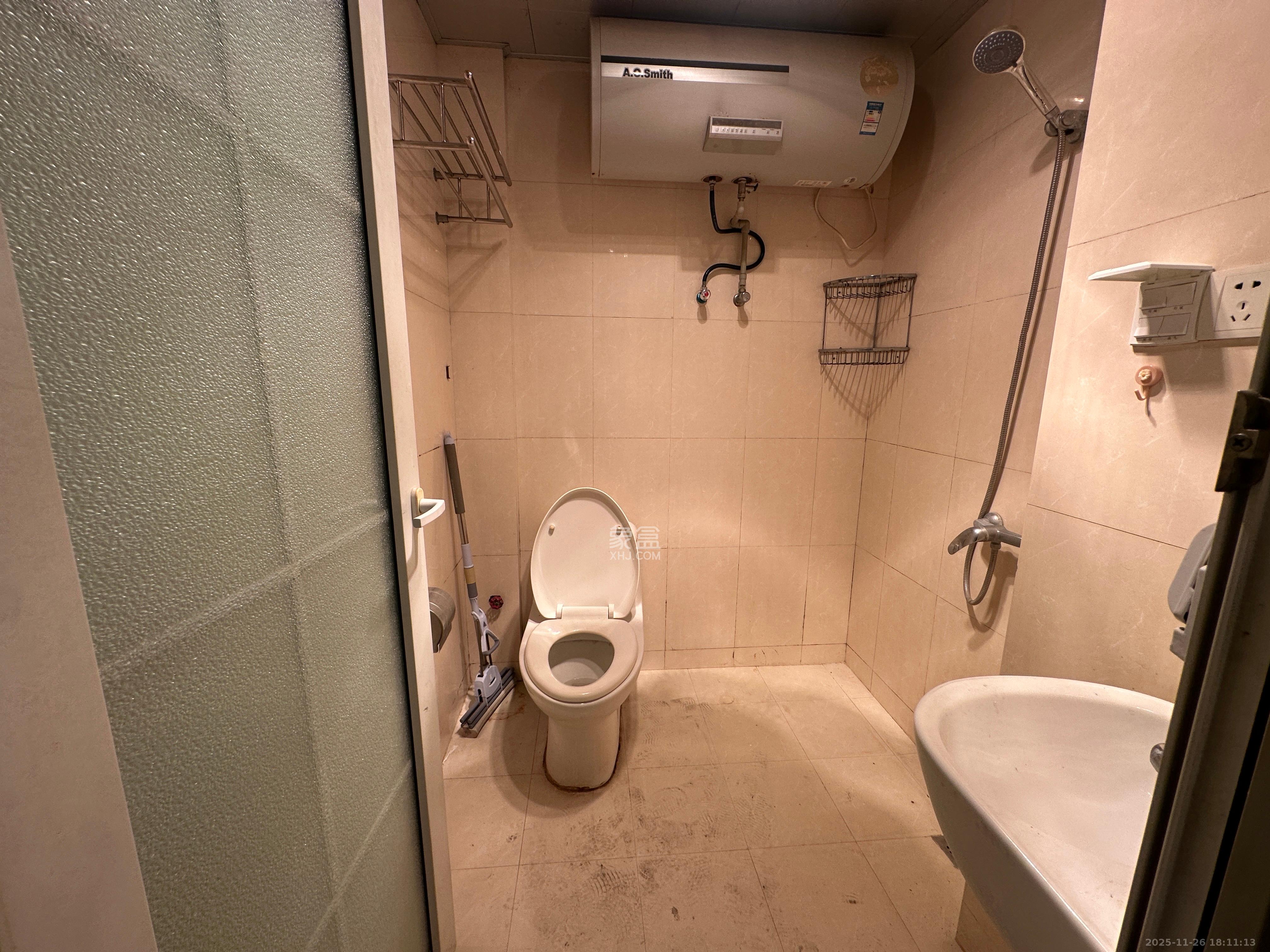 东上一品 2室1厅1卫 2100.0元/月 东上一品 2室1厅1卫 2100.0元/月室内图