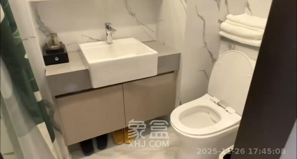 达美涧溪山  1室1厅1卫    1800.0元/月