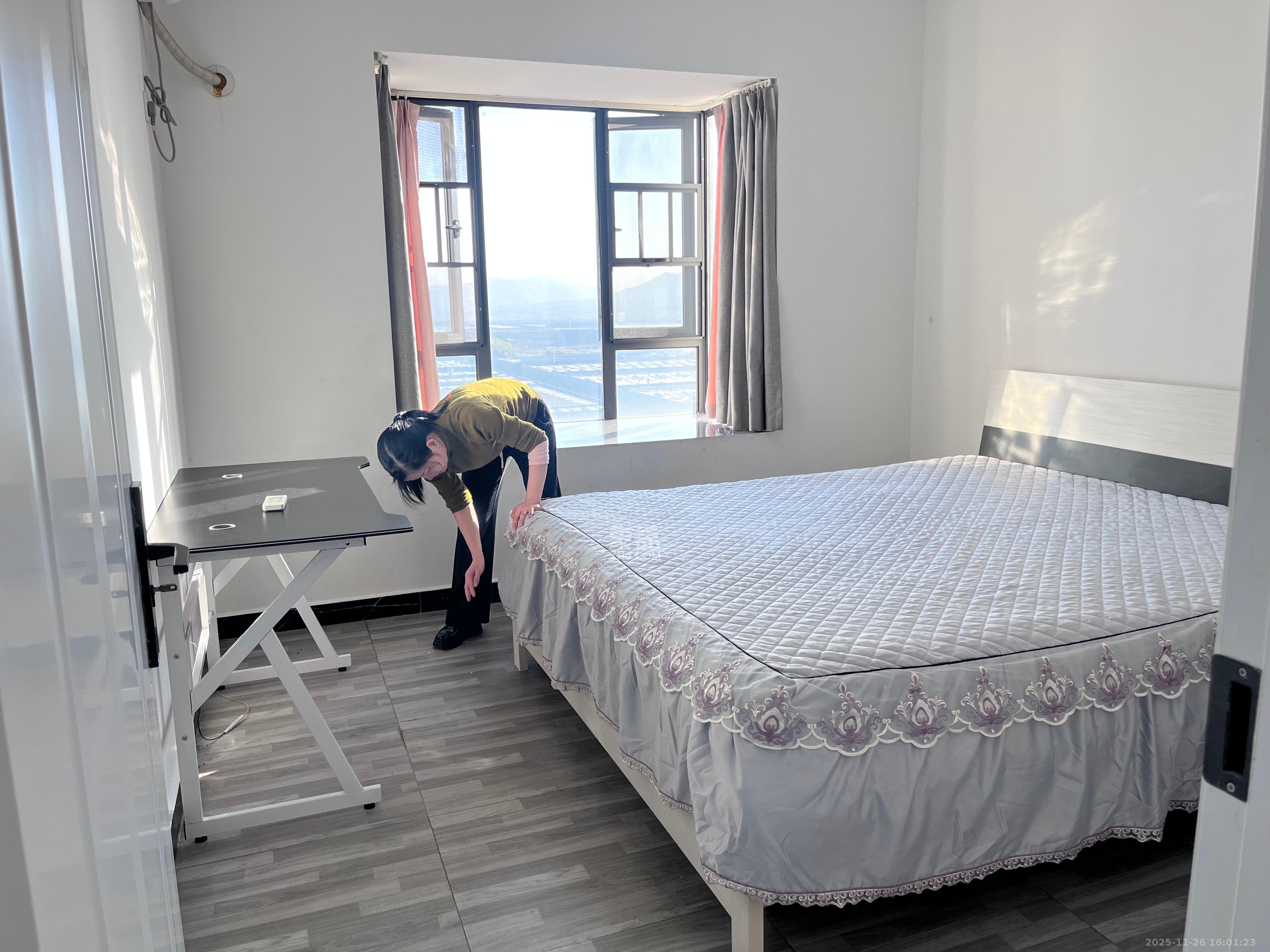 真人桥家园一期  2室2厅1卫    1700.0元/月室内图