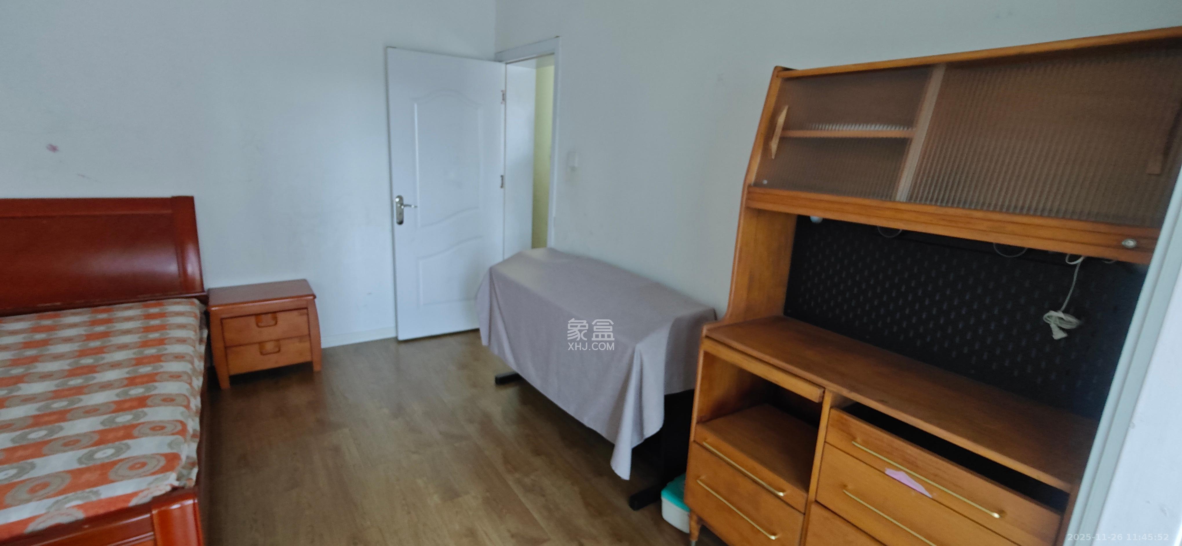 湘华公寓  2室2厅1卫    1800.0元/月室内图