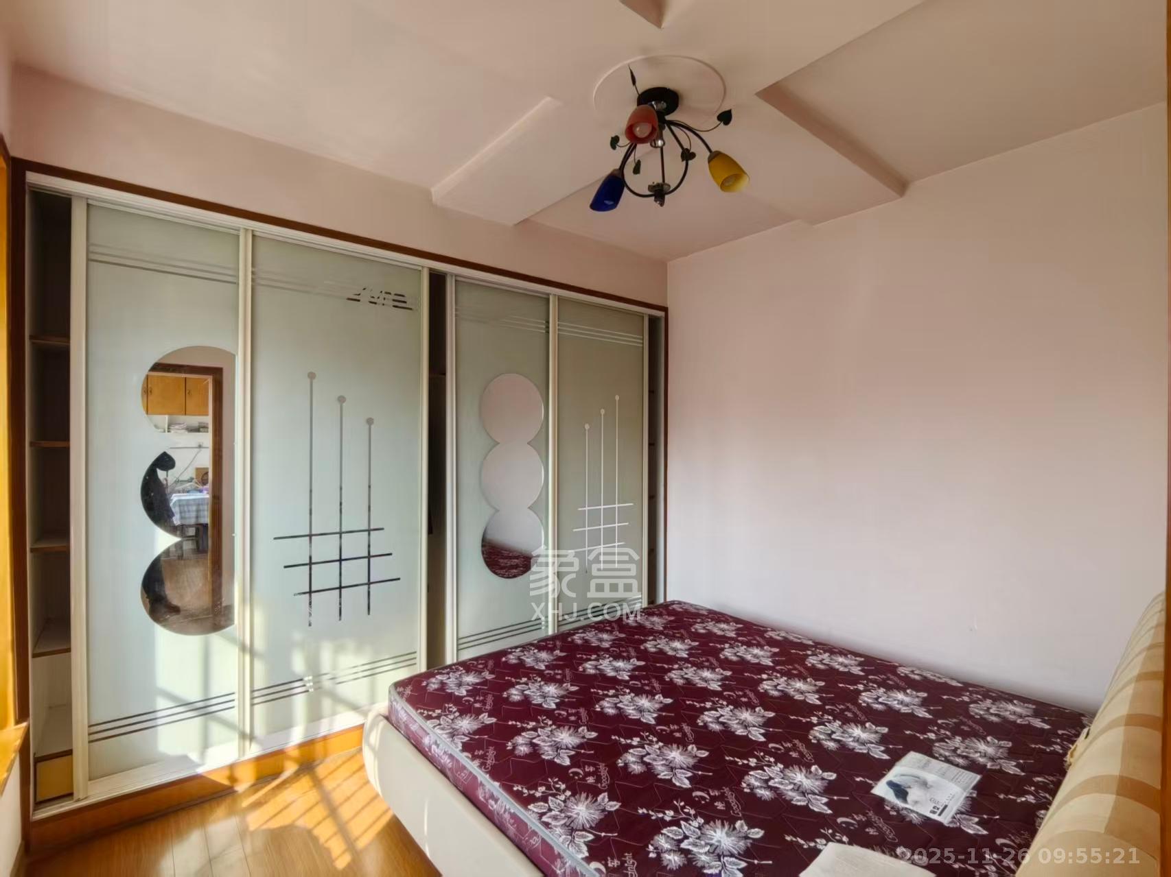 中扬华苑 2室2厅1卫 2200.0元/月 中扬华苑 2室2厅1卫 2200.0元/月室内图