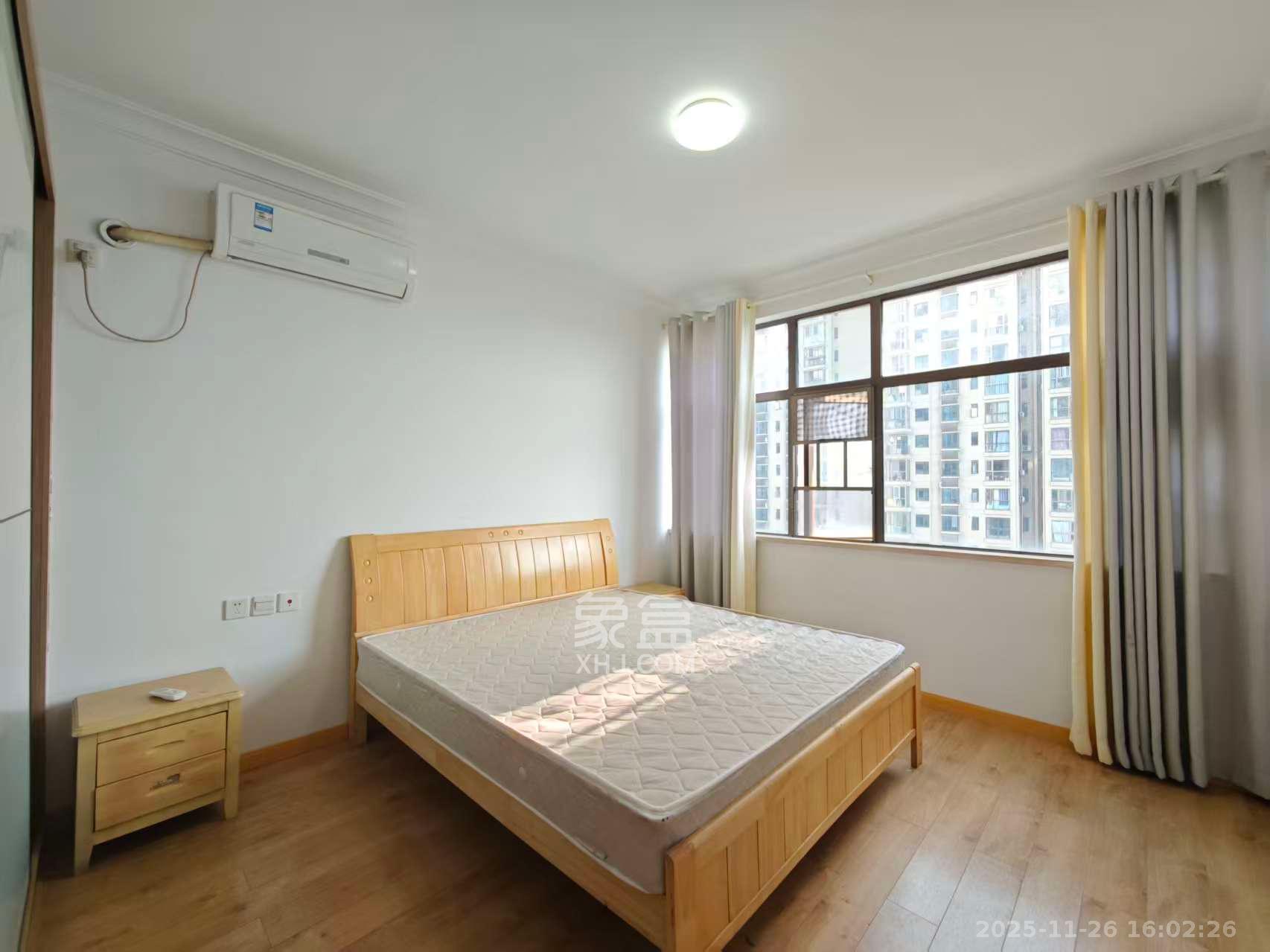 江山帝景哈佛  1室0厅0卫    2000.0元/月室内图