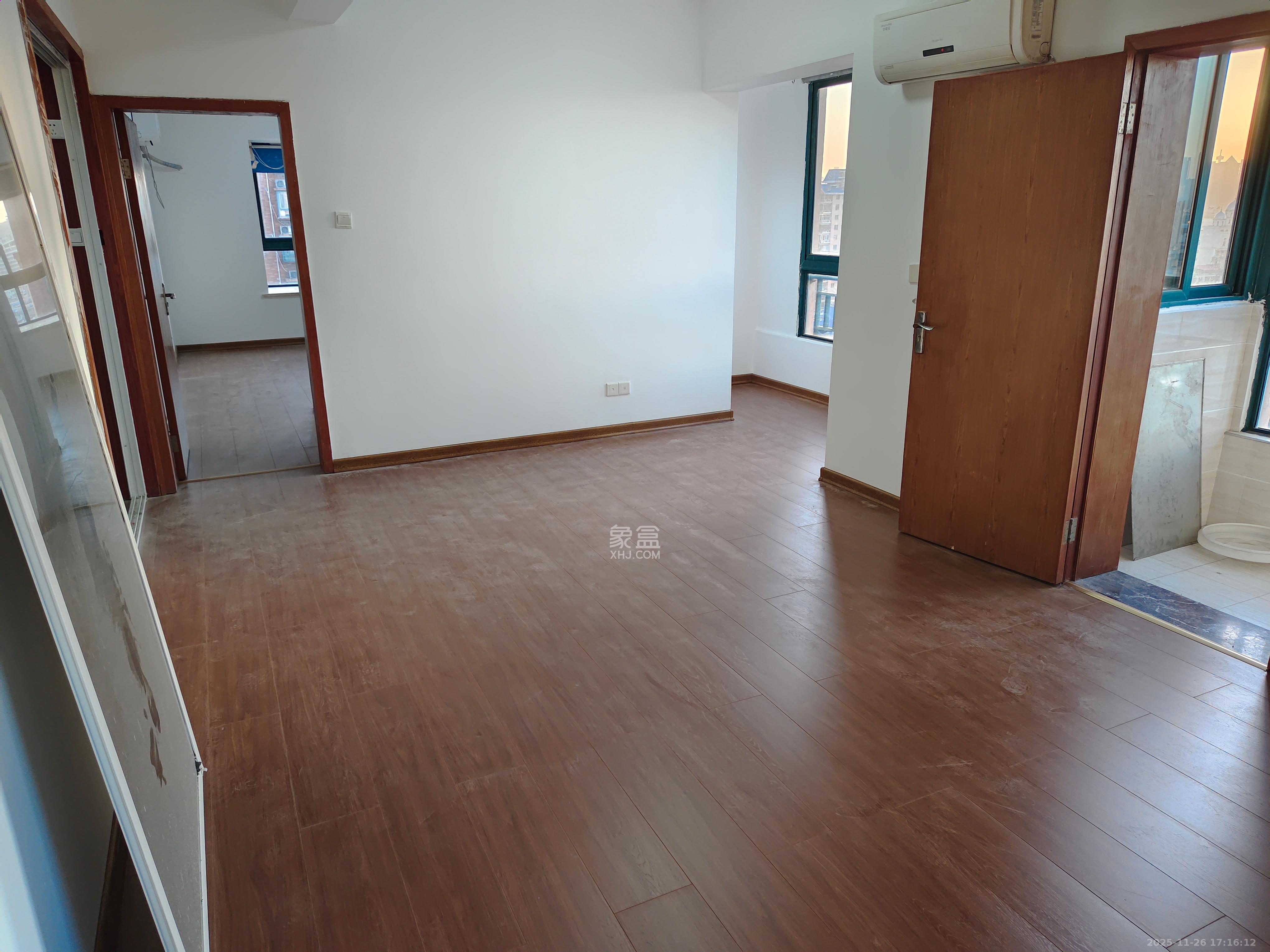 东玺门 3室2厅2卫 2800.0元/月 东玺门 3室2厅2卫 2800.0元/月室内图