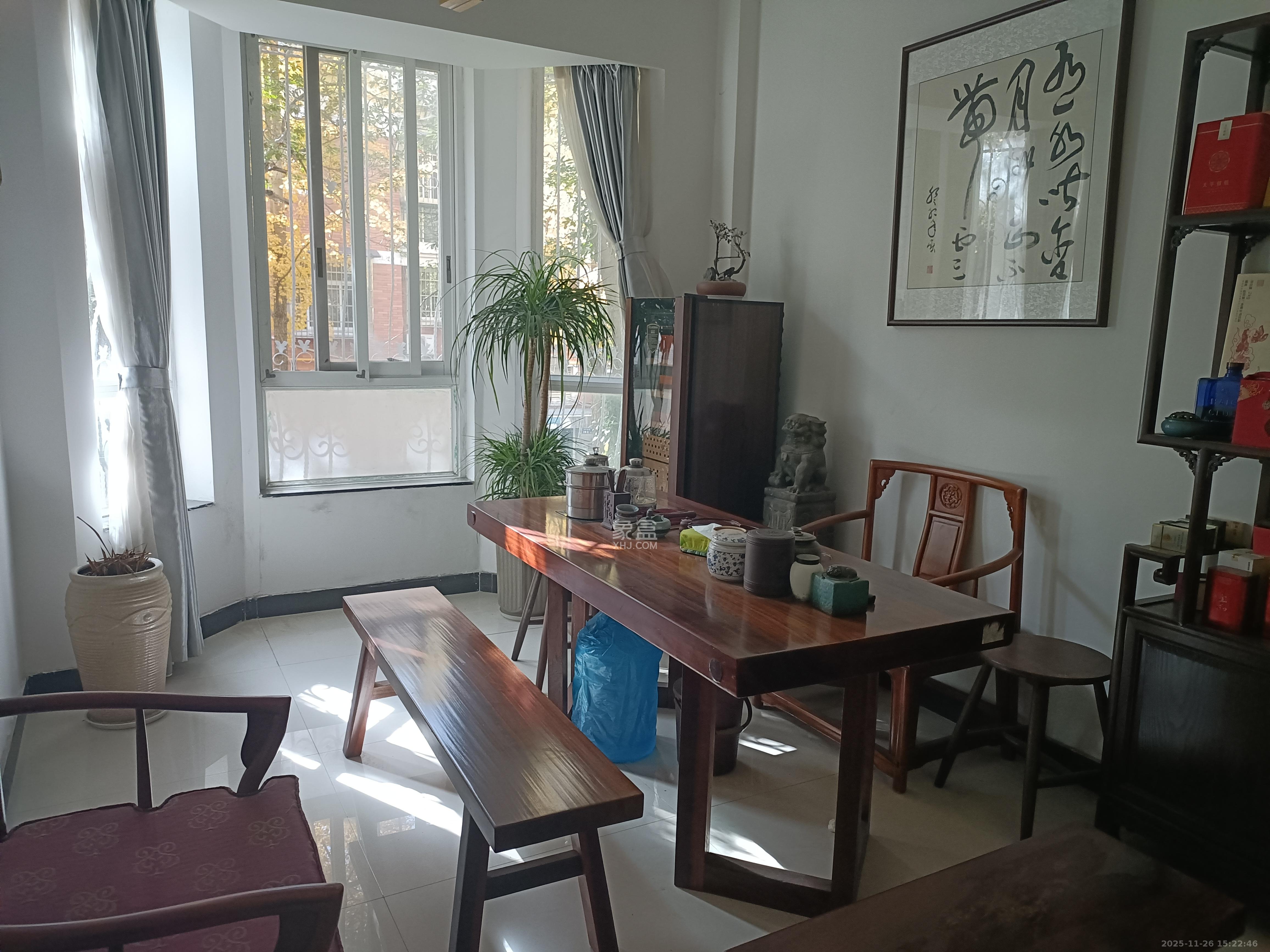 山水人家一二期  3室2厅3卫    3000.0元/月室内图