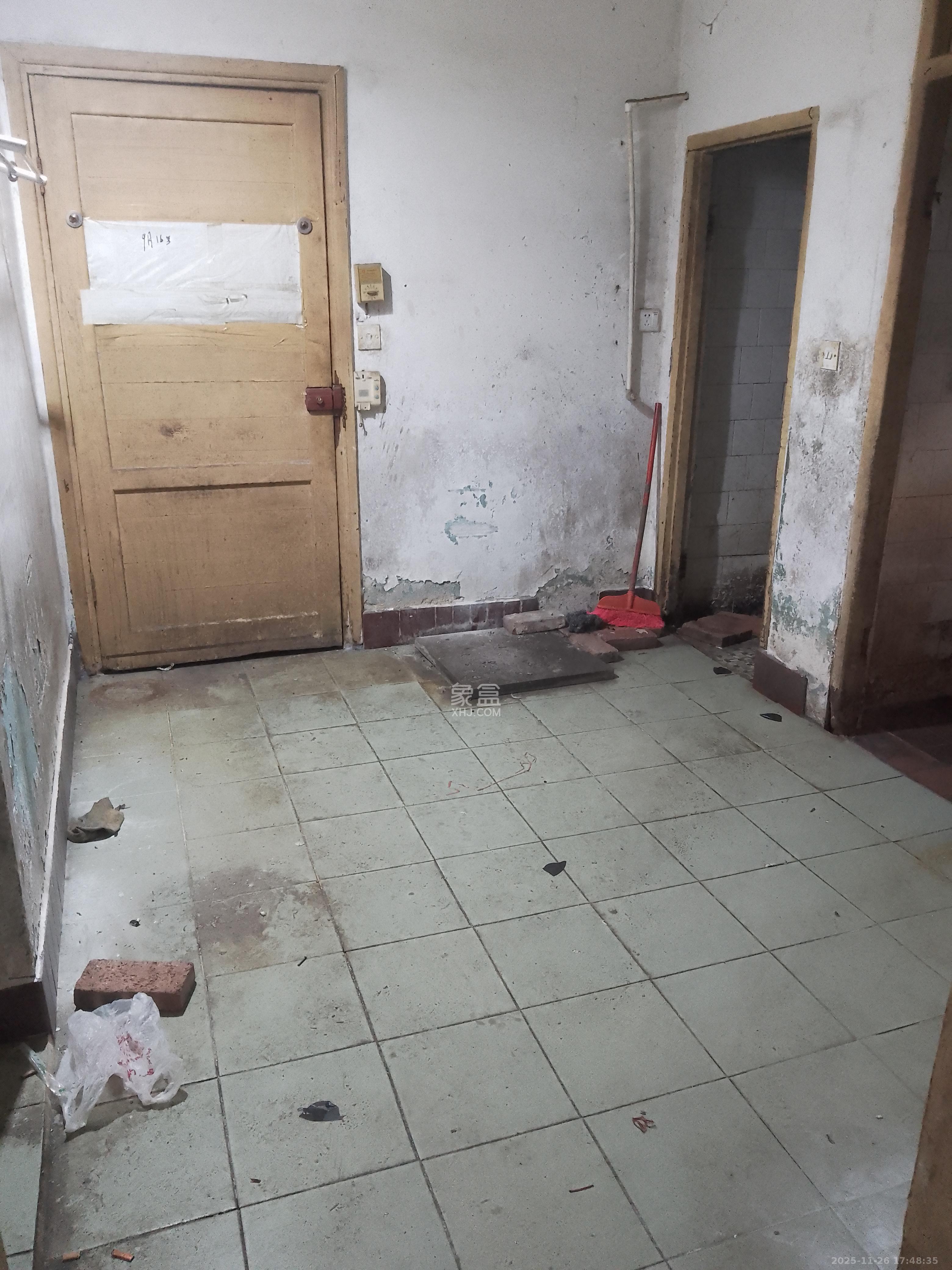 东瓜山二村  3室1厅1卫    1000.0元/月室内图