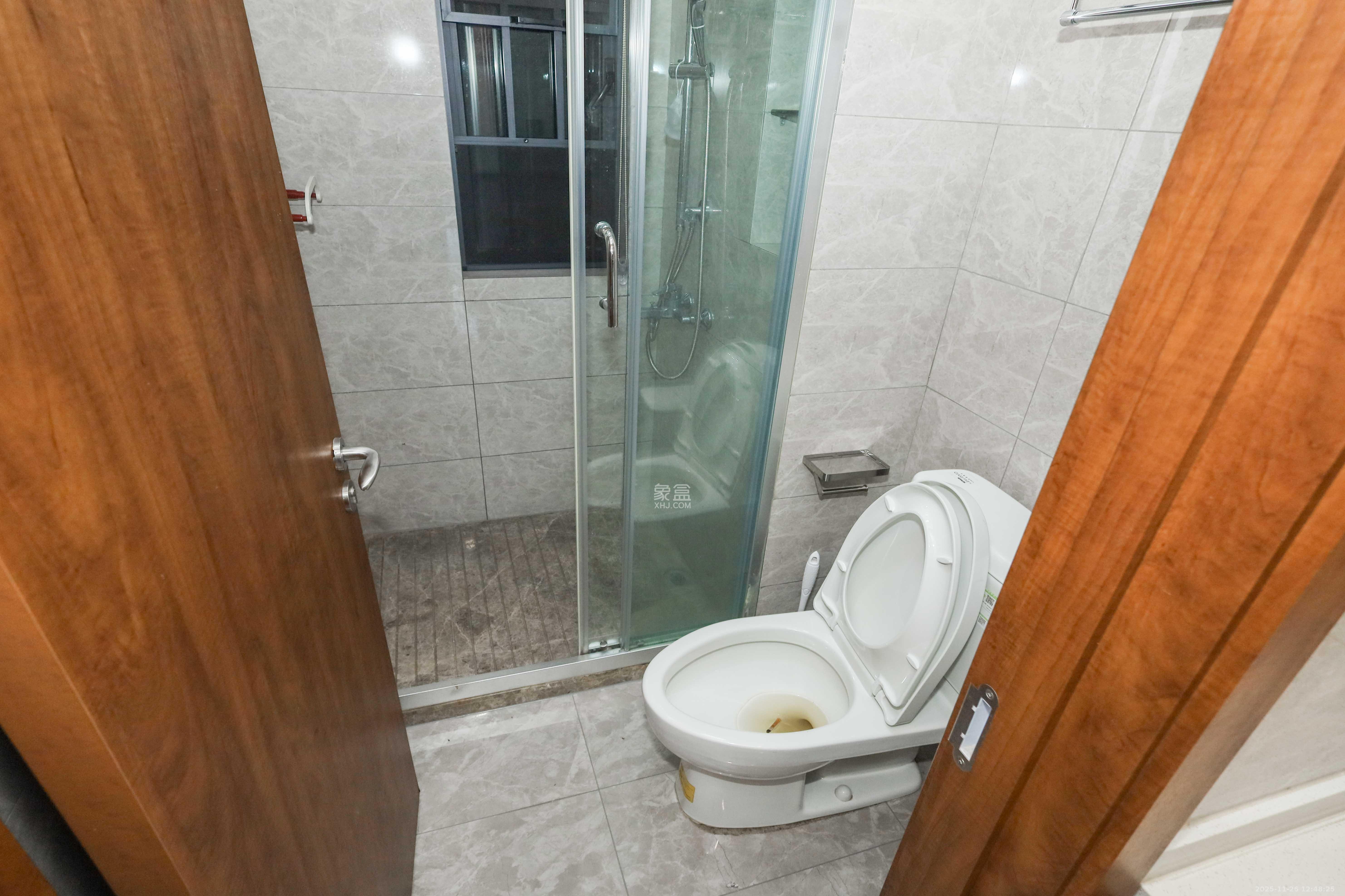 梅溪悦章 3室1厅2卫 140.0万 梅溪悦章 3室1厅2卫 140.0万卫生间