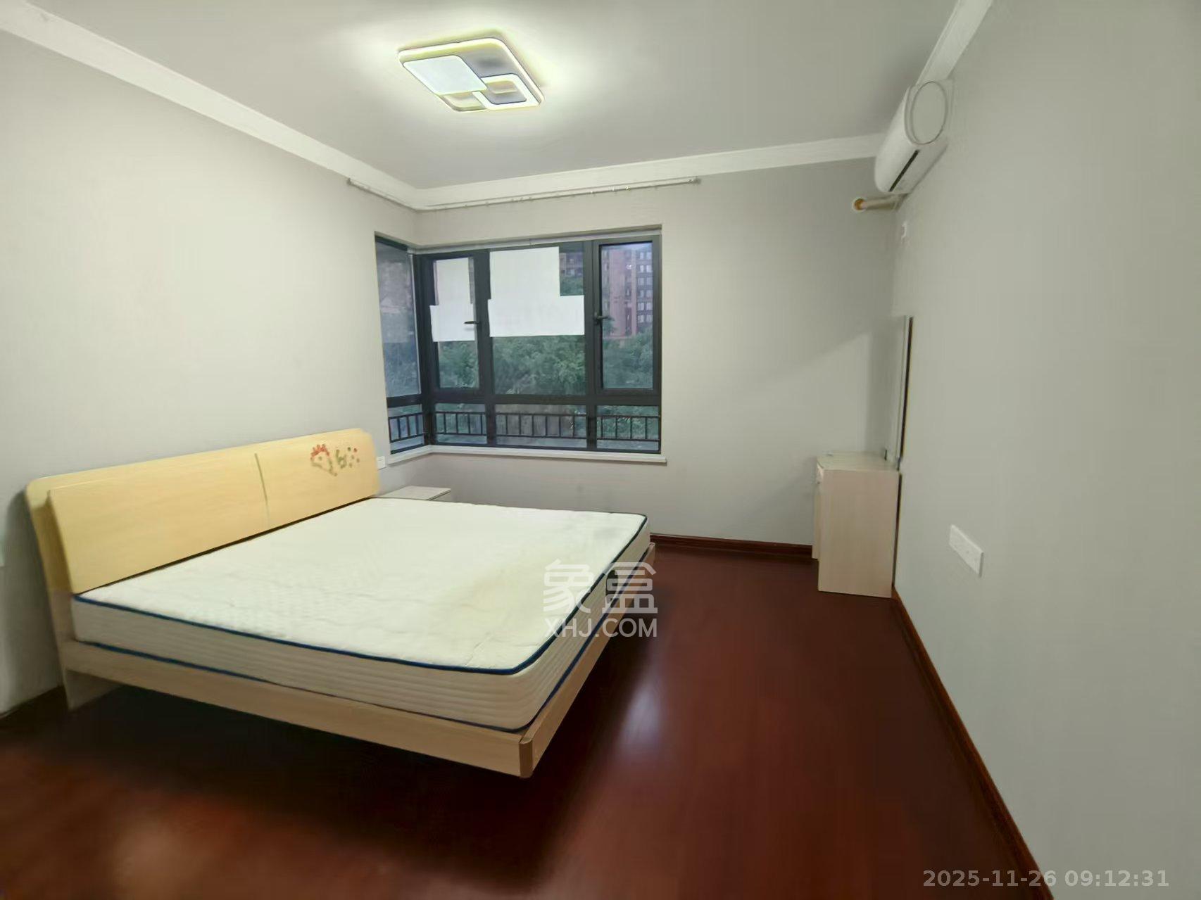 中海国际二期  3室2厅2卫    2100.0元/月室内图