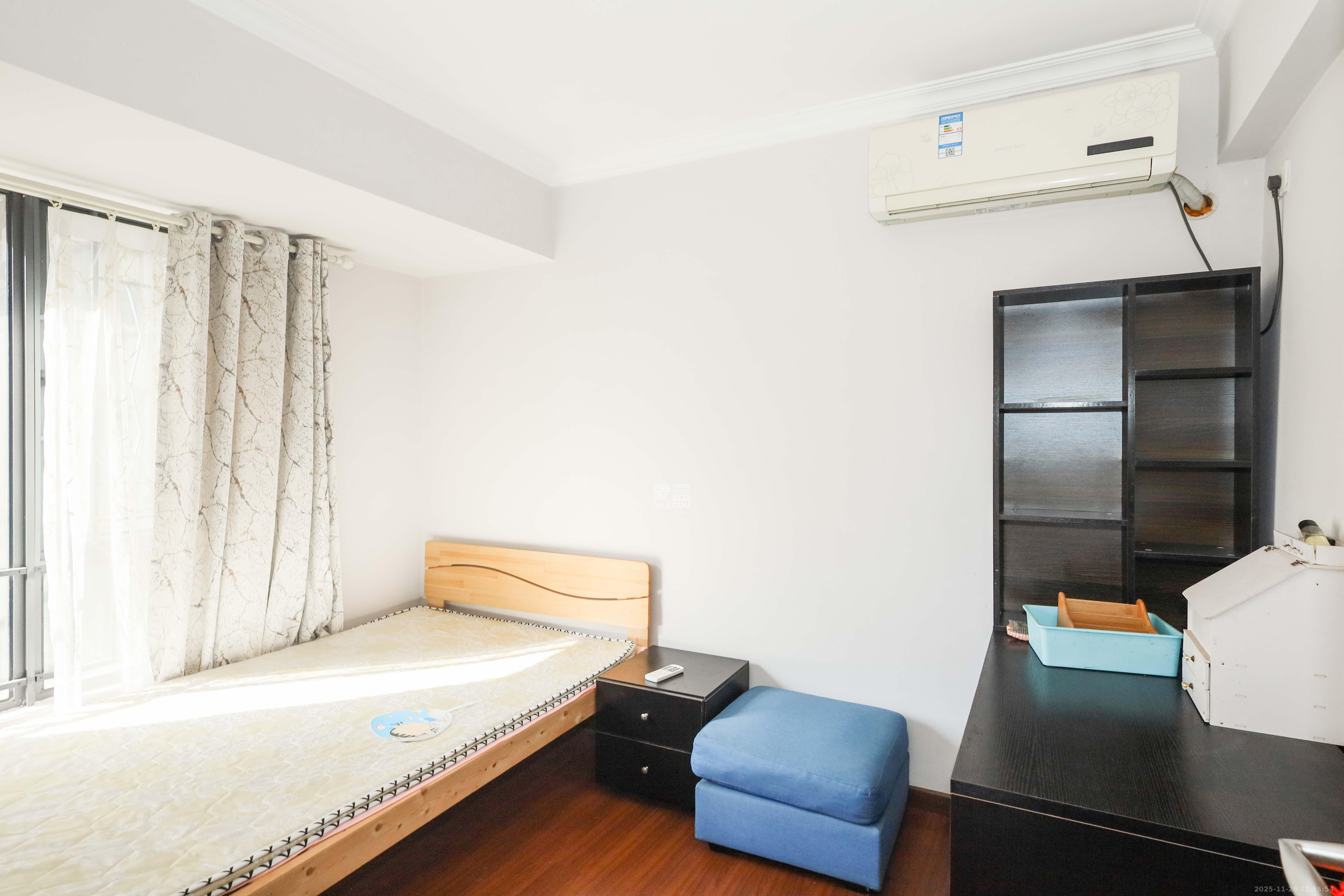 万科城市花园 3室2厅1卫 75.0万 万科城市花园 3室2厅1卫 75.0万卧室