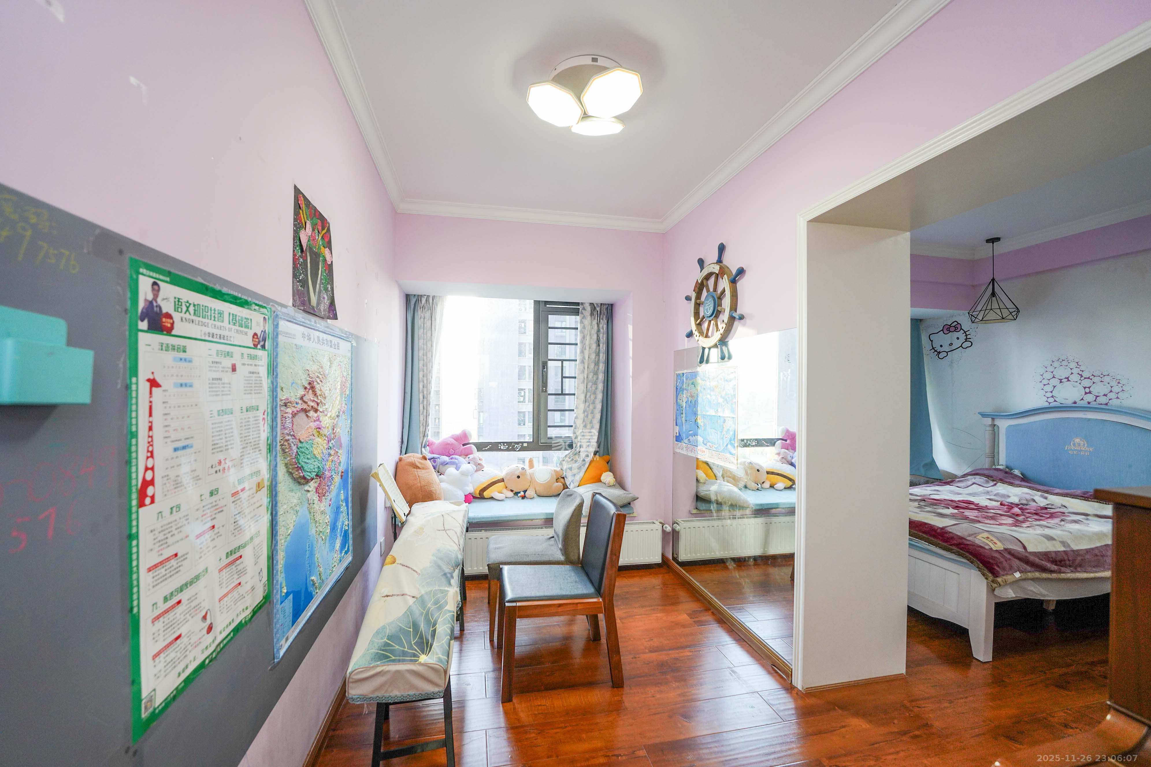 汇金城/嘉华城(二期、三期) 5室2厅2卫 268.0万 汇金城/嘉华城(二期、三期) 5室2厅2卫 268.0万卧室