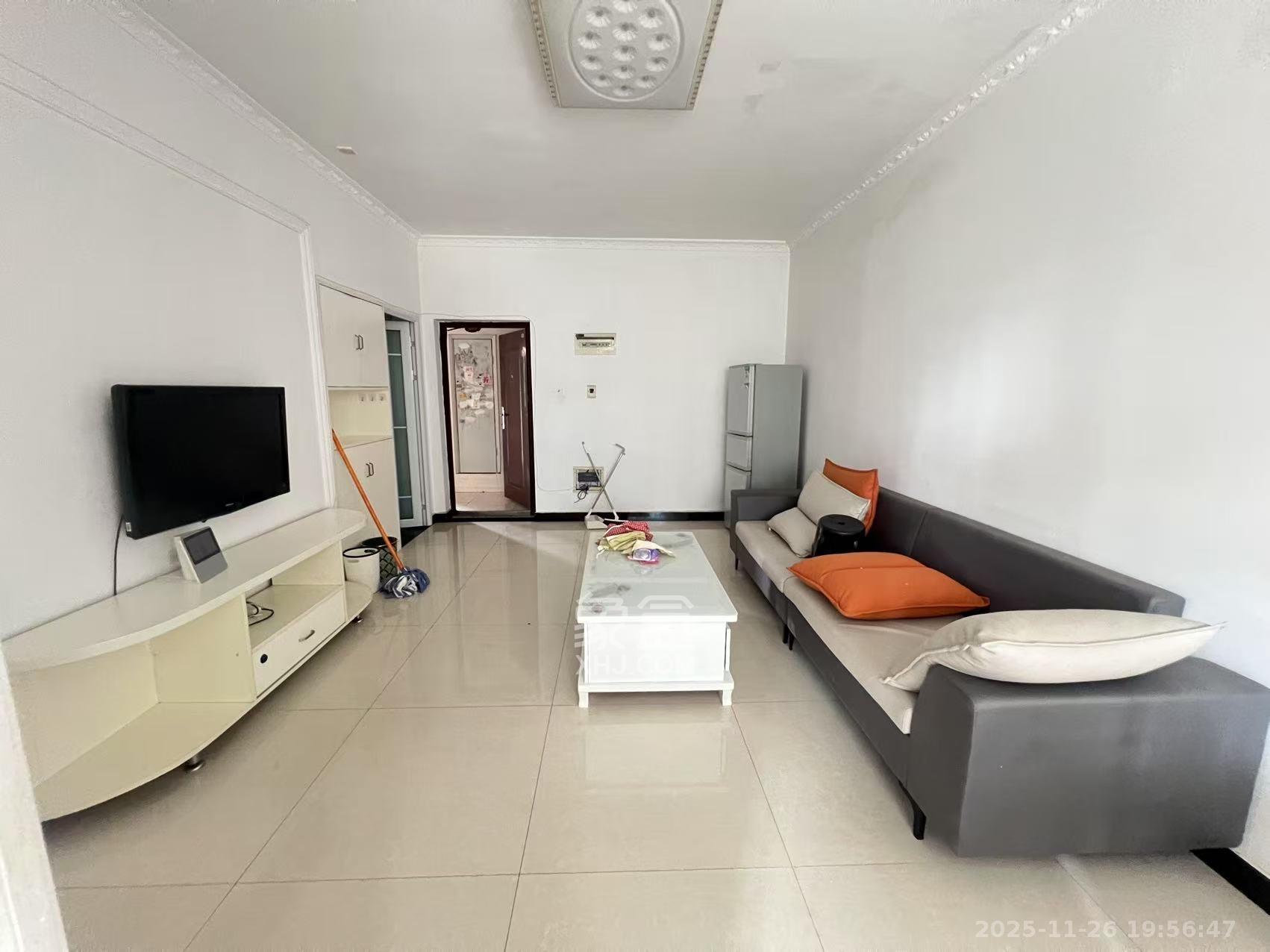 御溪国际  2室1厅1卫    2300.0元/月室内图