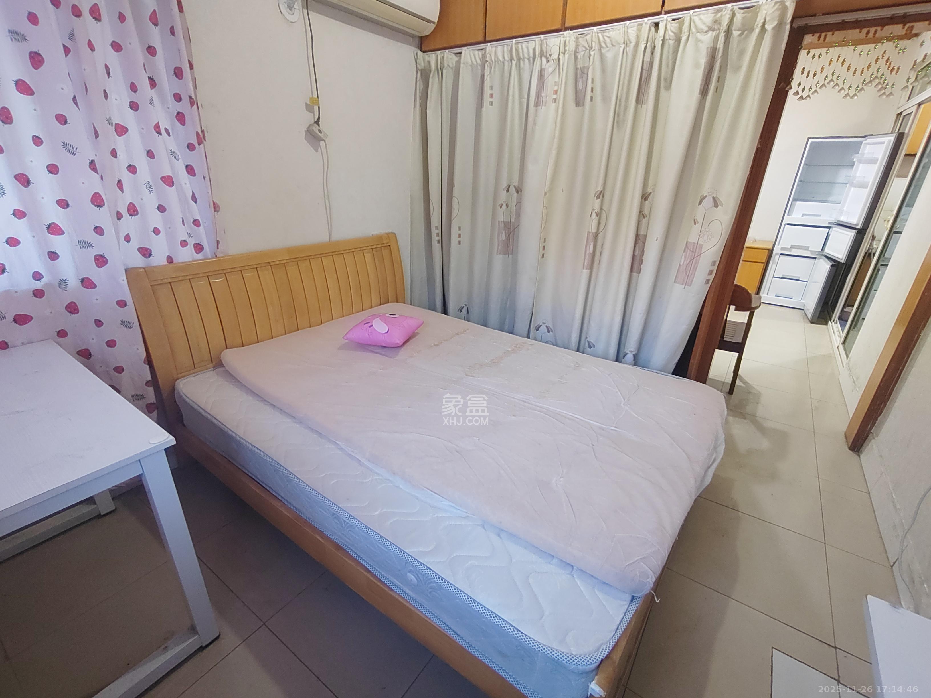 御景龙城  1室1厅1卫    1000.0元/月