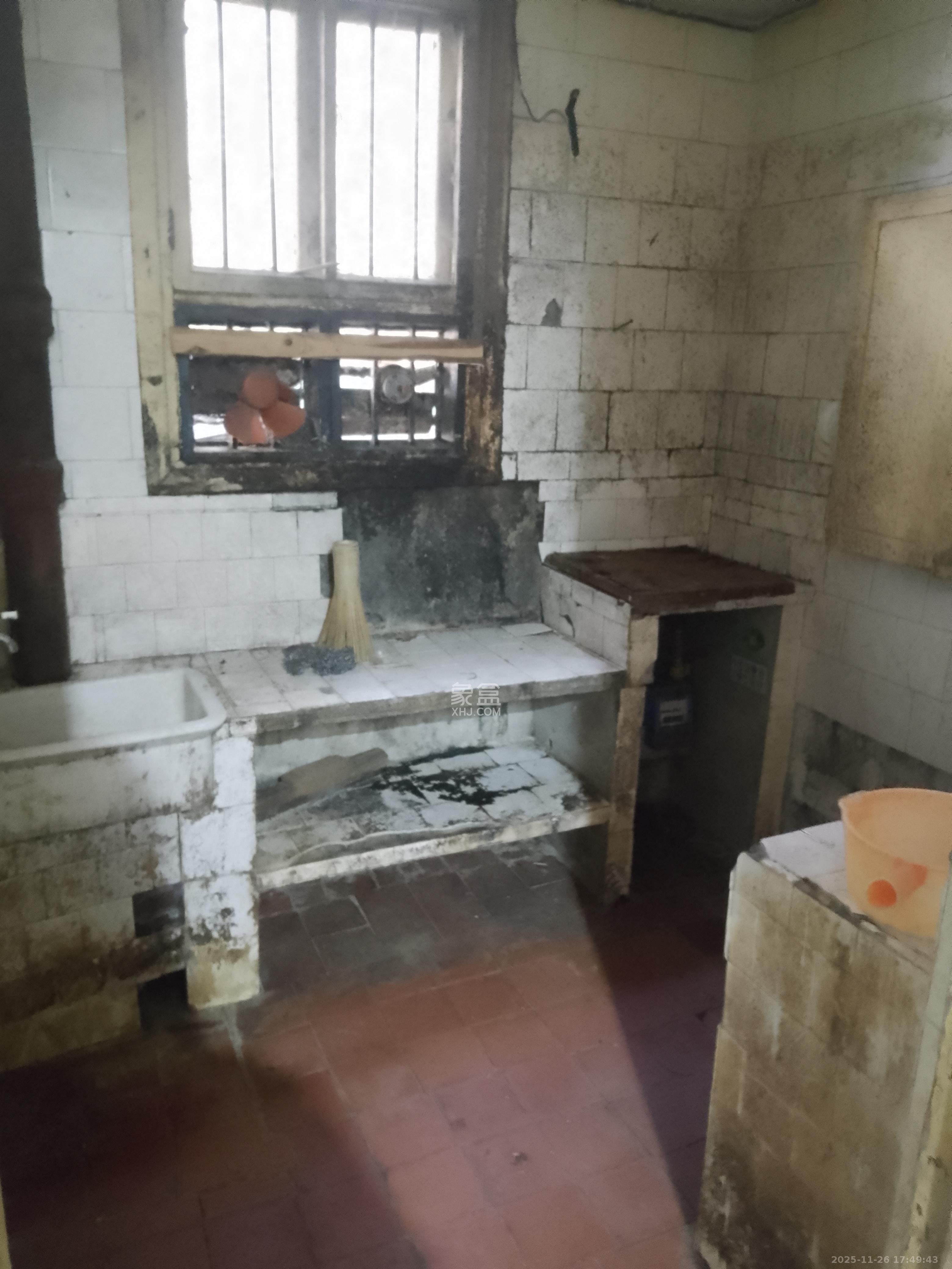 东瓜山二村  3室1厅1卫    1000.0元/月室内图