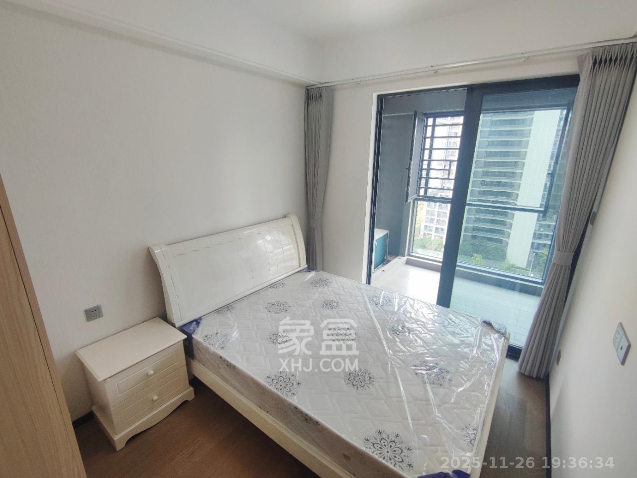 中海麓山境北区  4室2厅2卫    3000.0元/月室内图