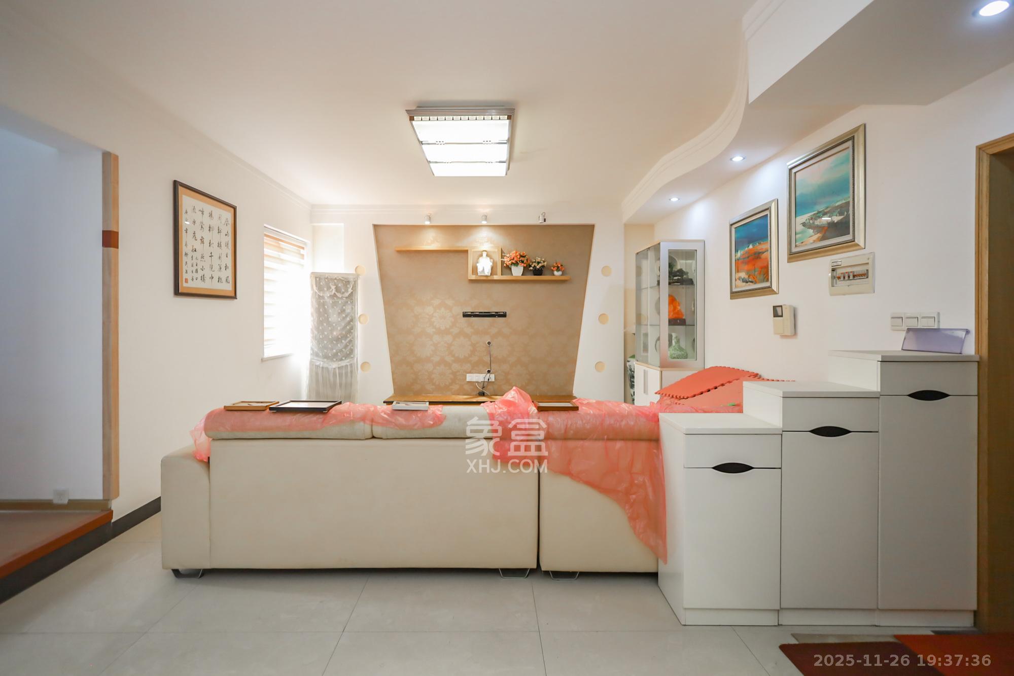 星蓝湾  3室2厅2卫    138.0万