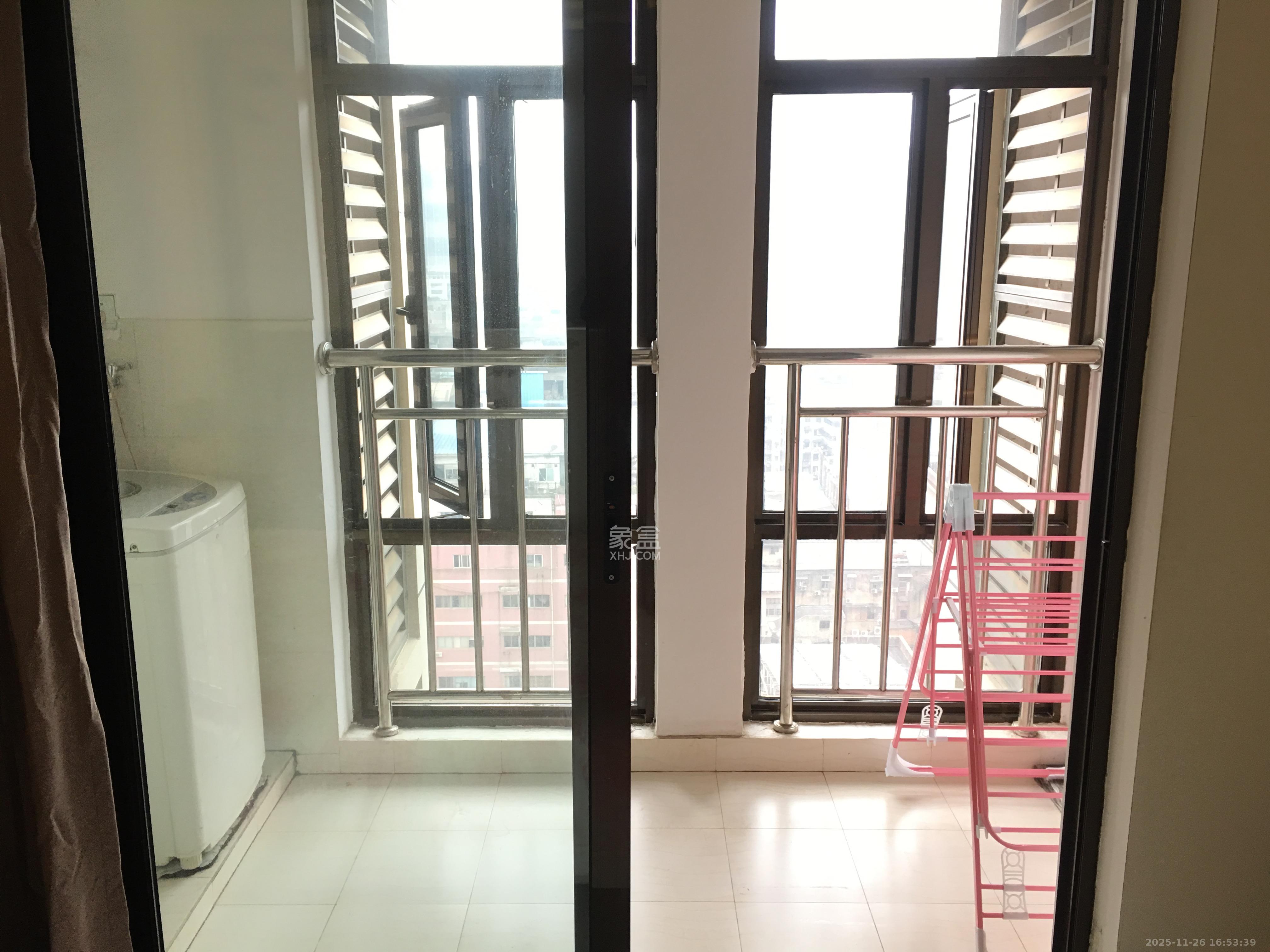 铂宫 2室2厅1卫 2500.0元/月 铂宫 2室2厅1卫 2500.0元/月室内图