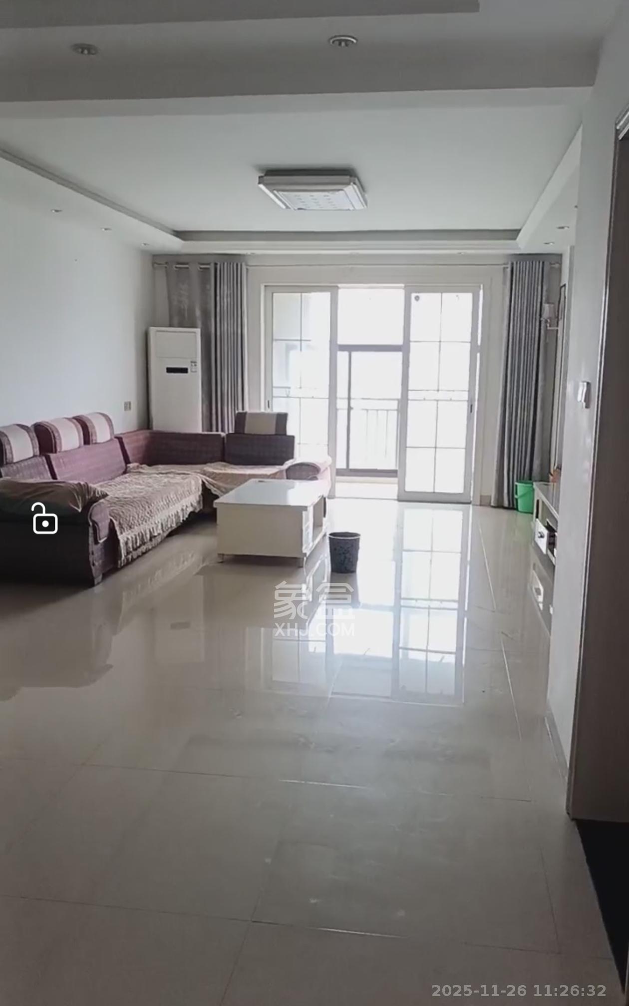 阳光晶城 3室2厅2卫 2300.0元/月 阳光晶城 3室2厅2卫 2300.0元/月室内图