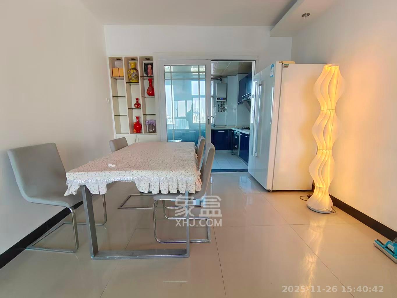 君临国际  3室2厅2卫    5000.0元/月室内图