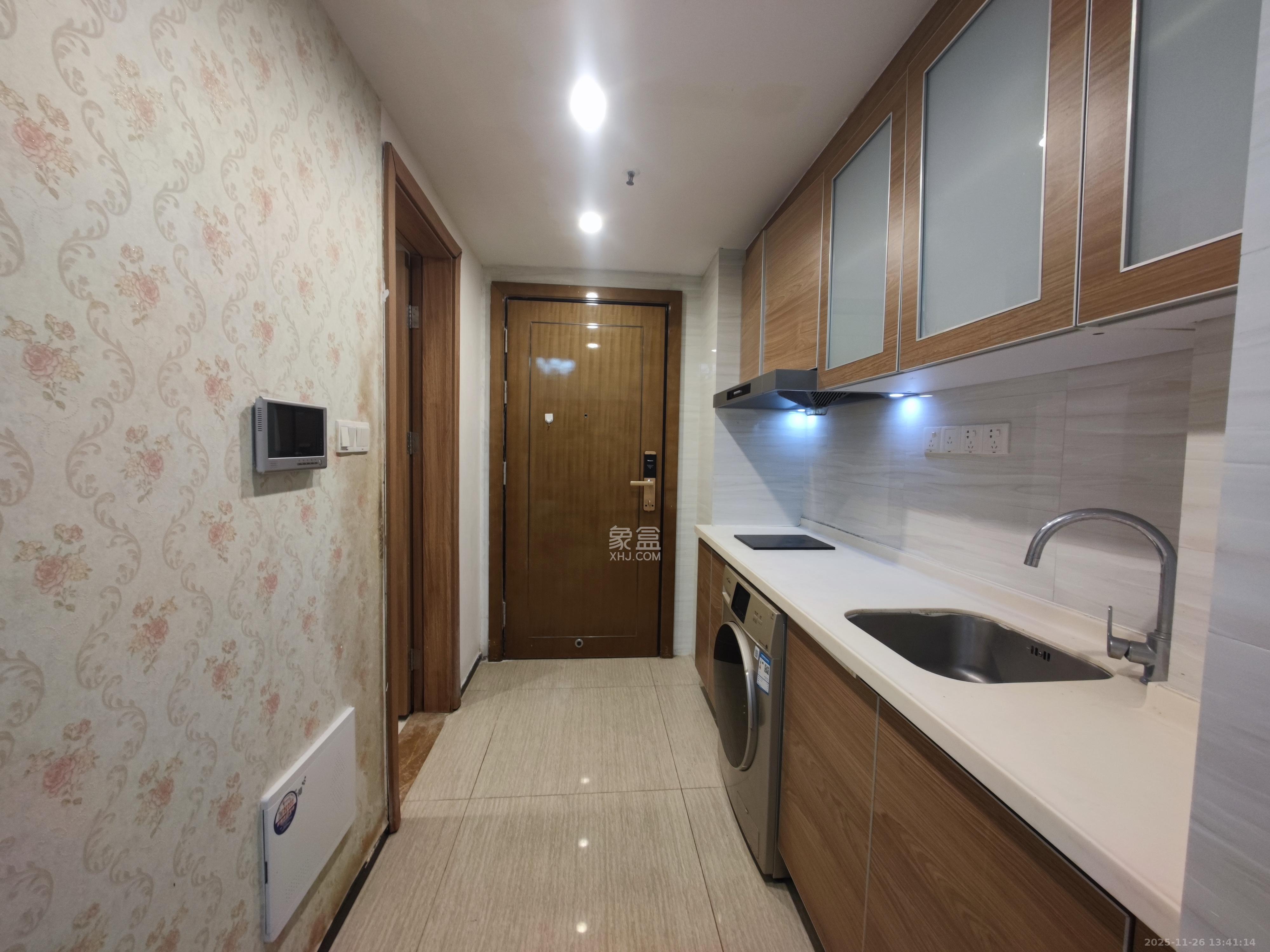 恒大翡翠华庭 1室1厅1卫 1200.0元/月 恒大翡翠华庭 1室1厅1卫 1200.0元/月室内图