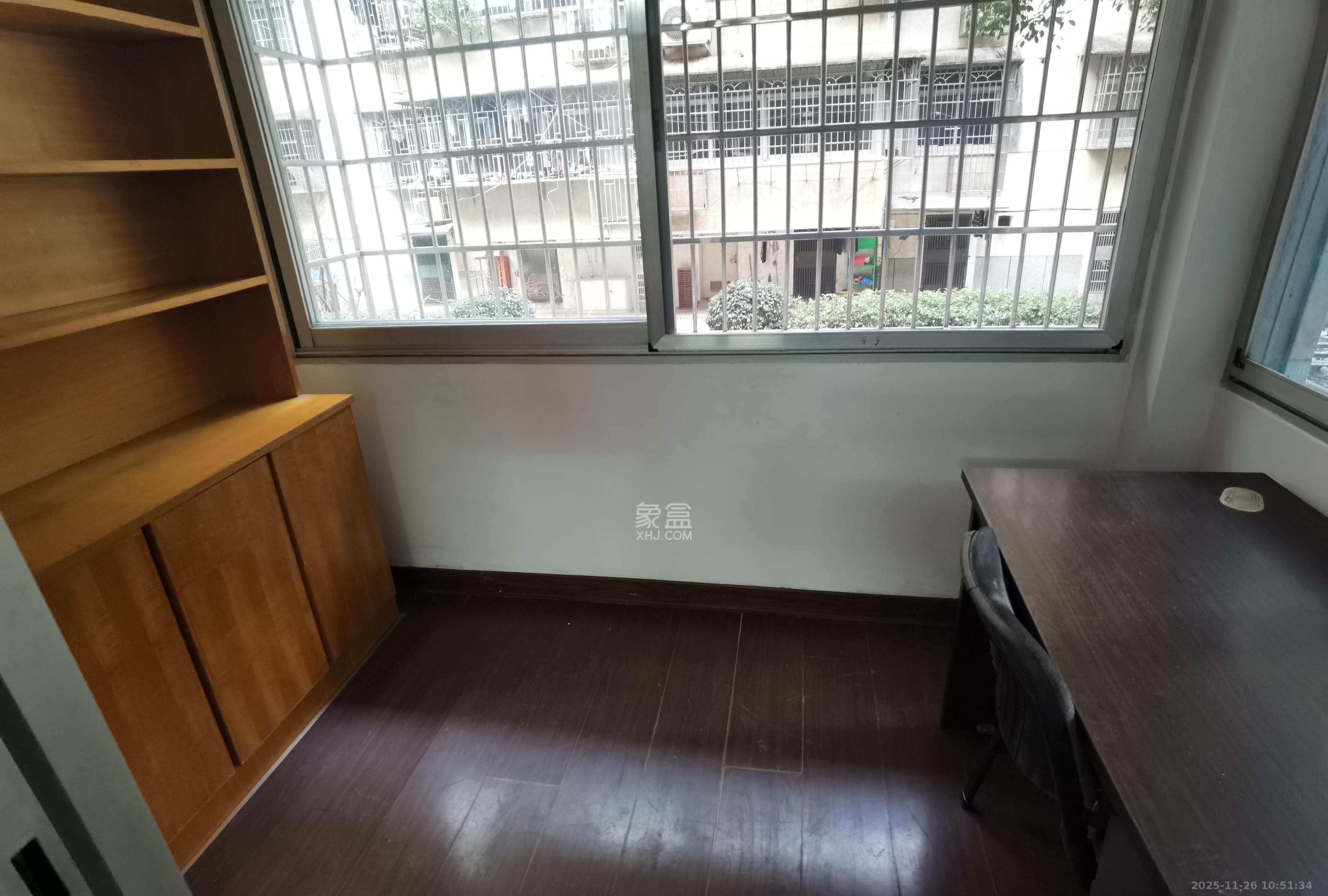 杏林小区  2室2厅1卫    2000.0元/月室内图