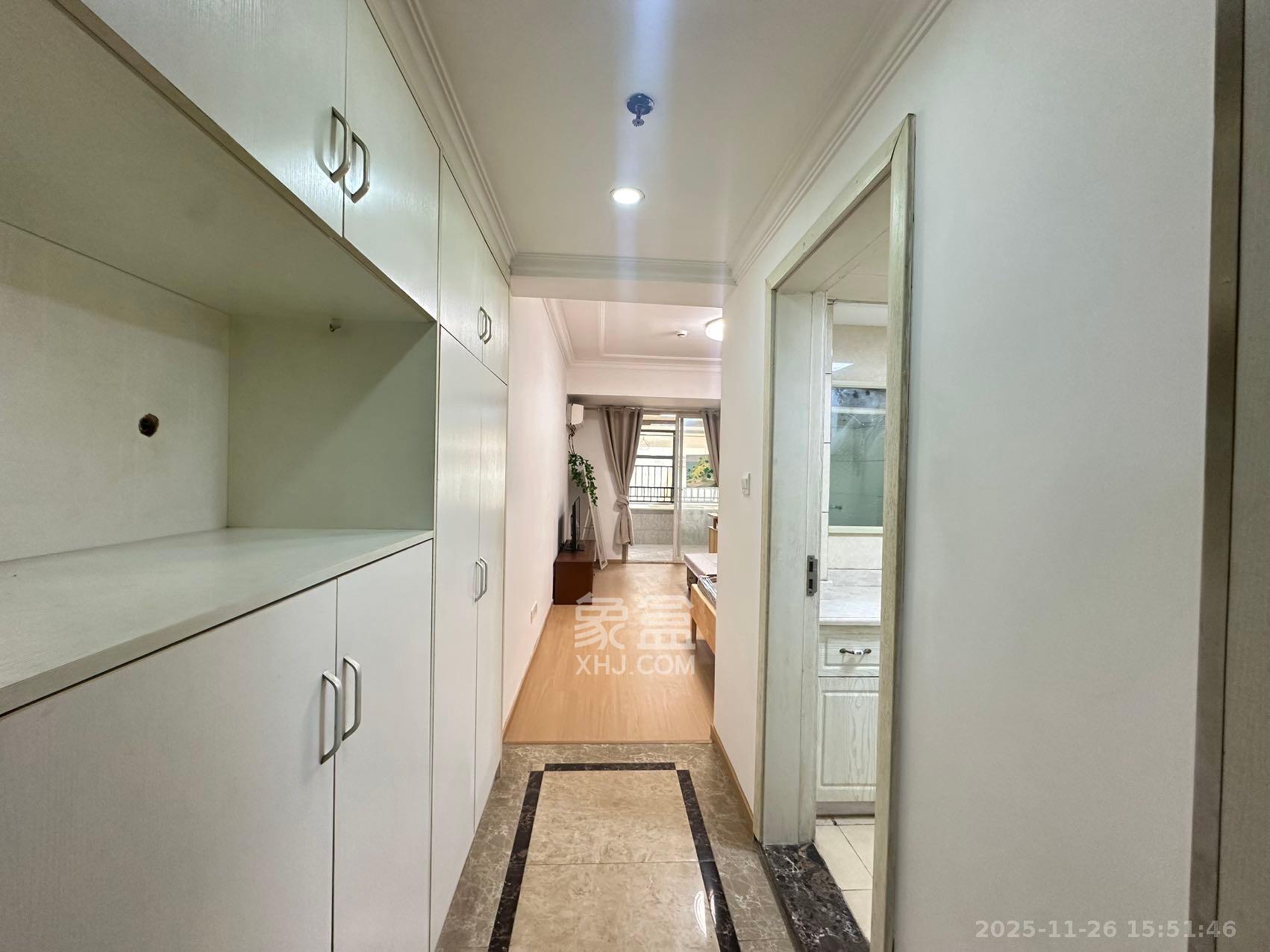 蓝湾国际广场  1室1厅1卫    1300.0元/月室内图