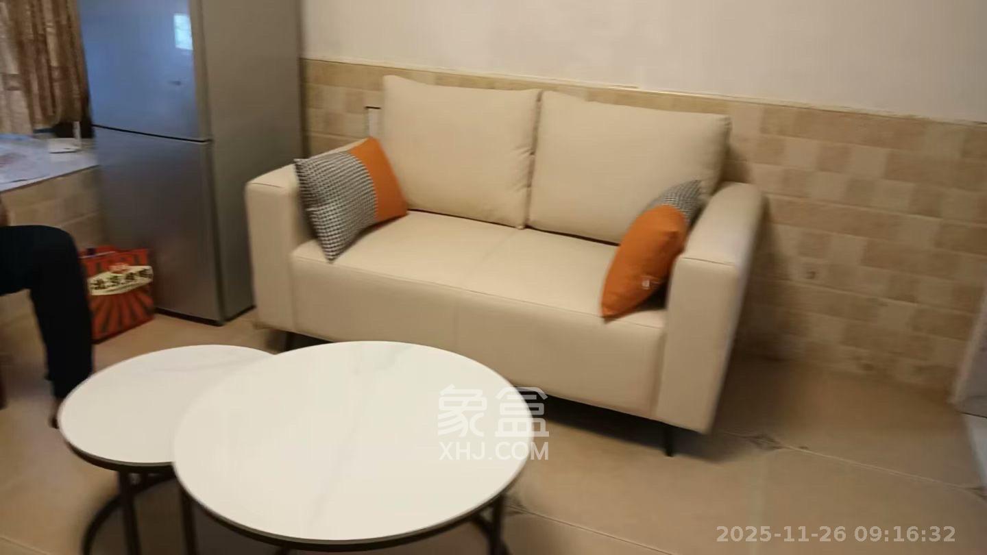 家兴苑  2室2厅1卫    1700.0元/月室内图