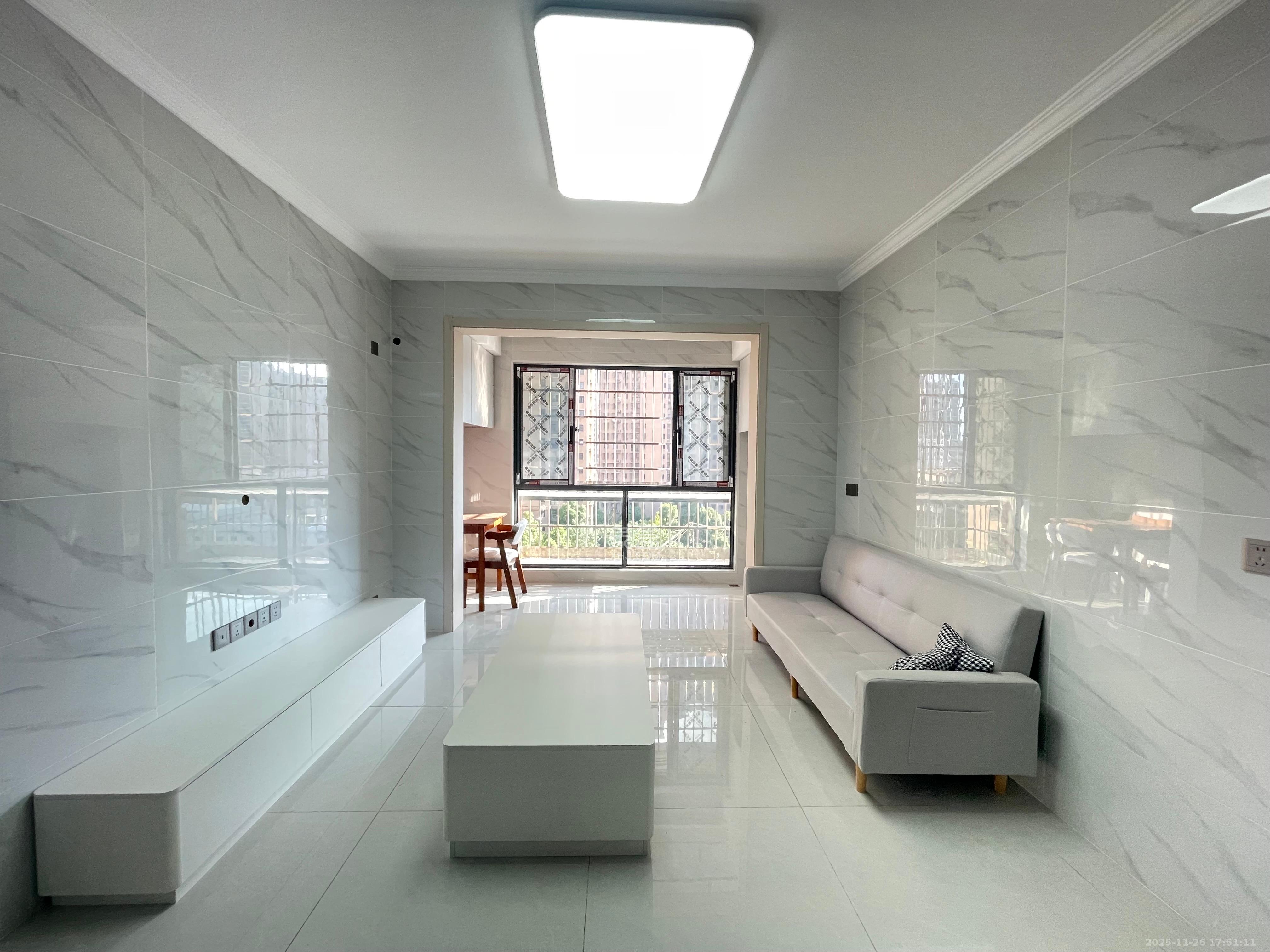 唐桂家园 2室1厅1卫 2100.0元/月 唐桂家园 2室1厅1卫 2100.0元/月室内图